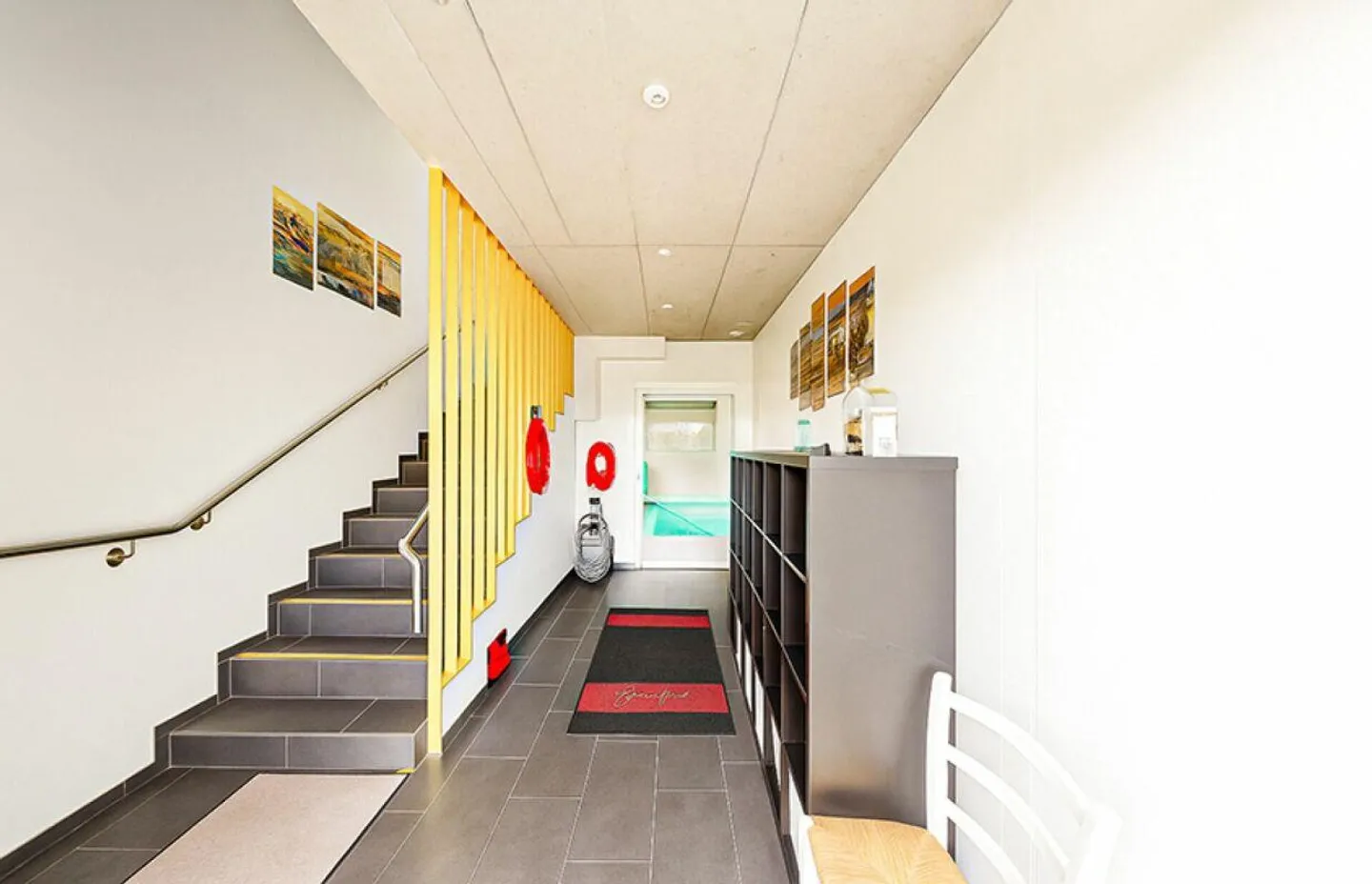 Edificio commerciale con piscina in affitto - Foto 14 di 27