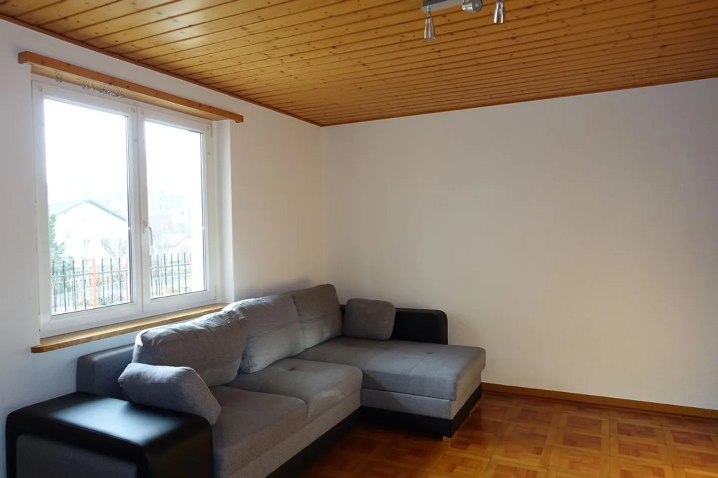 Les Breuleux - Casa familiare di 7 1/2 stanze situata nel centro della località - Foto 12 di 13