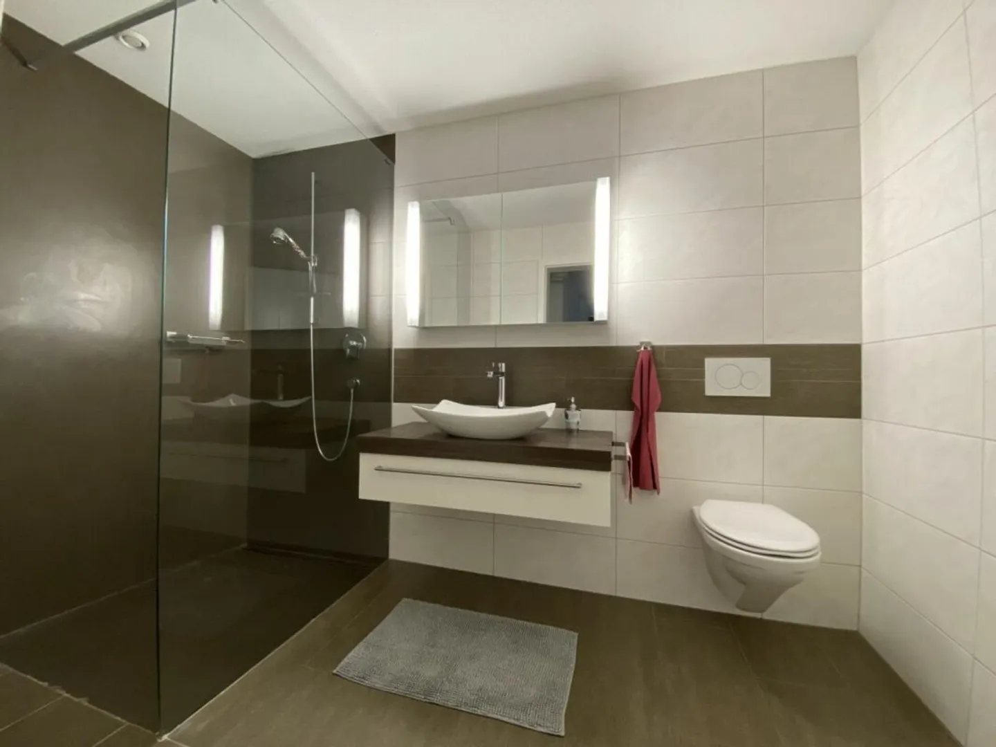 Nella quiete senza vis-à-vis - Foto 4 di 10