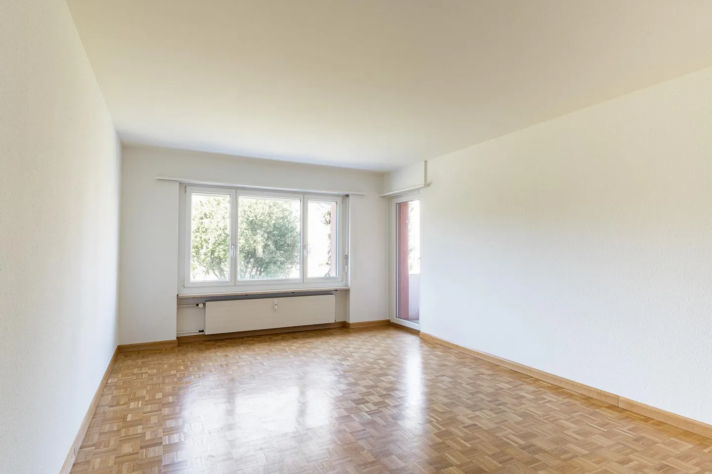 Ampio appartamento di 3,5 locali di circa 84m2 - Tranquillo - Vicino ai mezzi pubblici - Foto 8 di 9