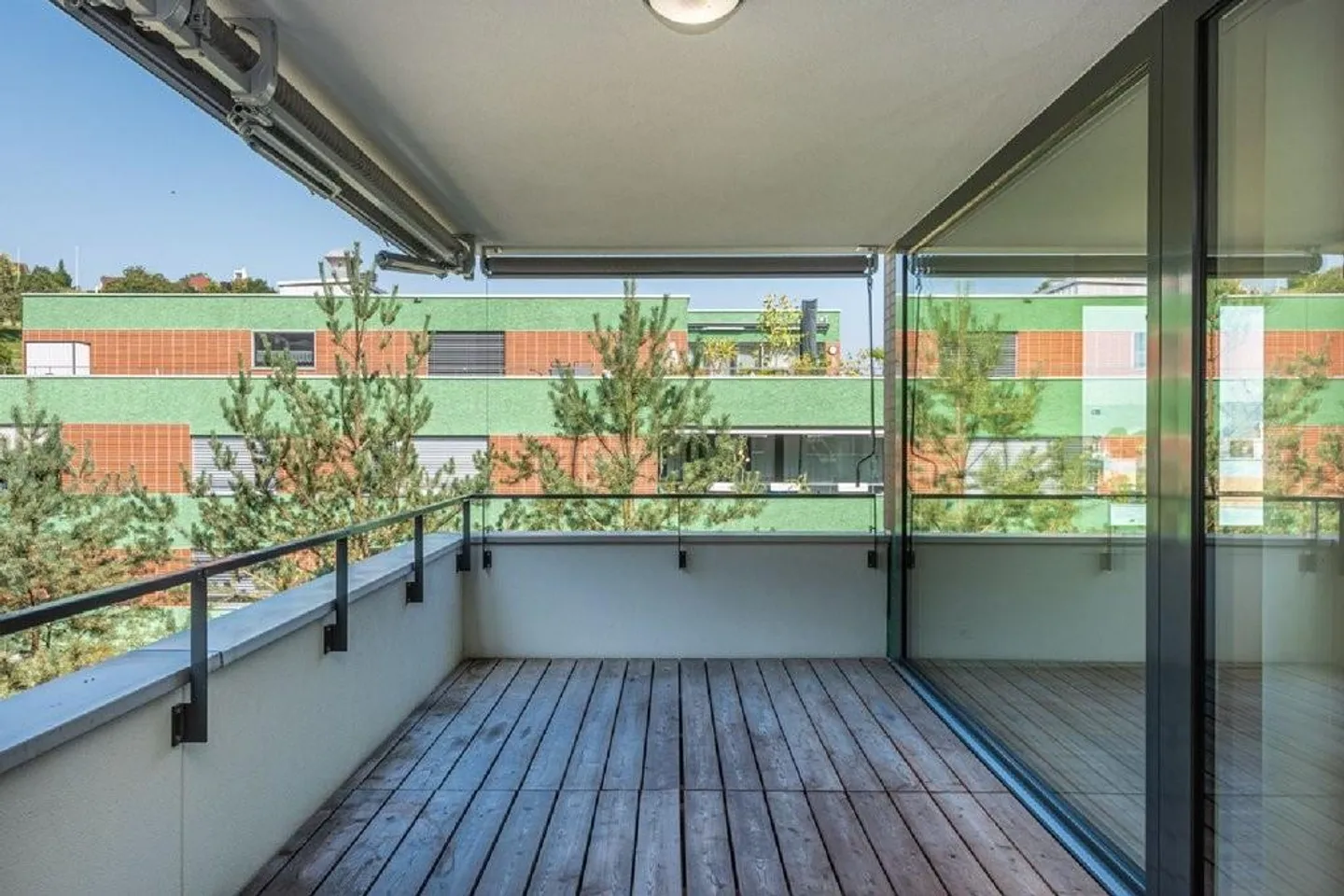 Vie moderne avec balcon et confort - Photo 7 sur 8