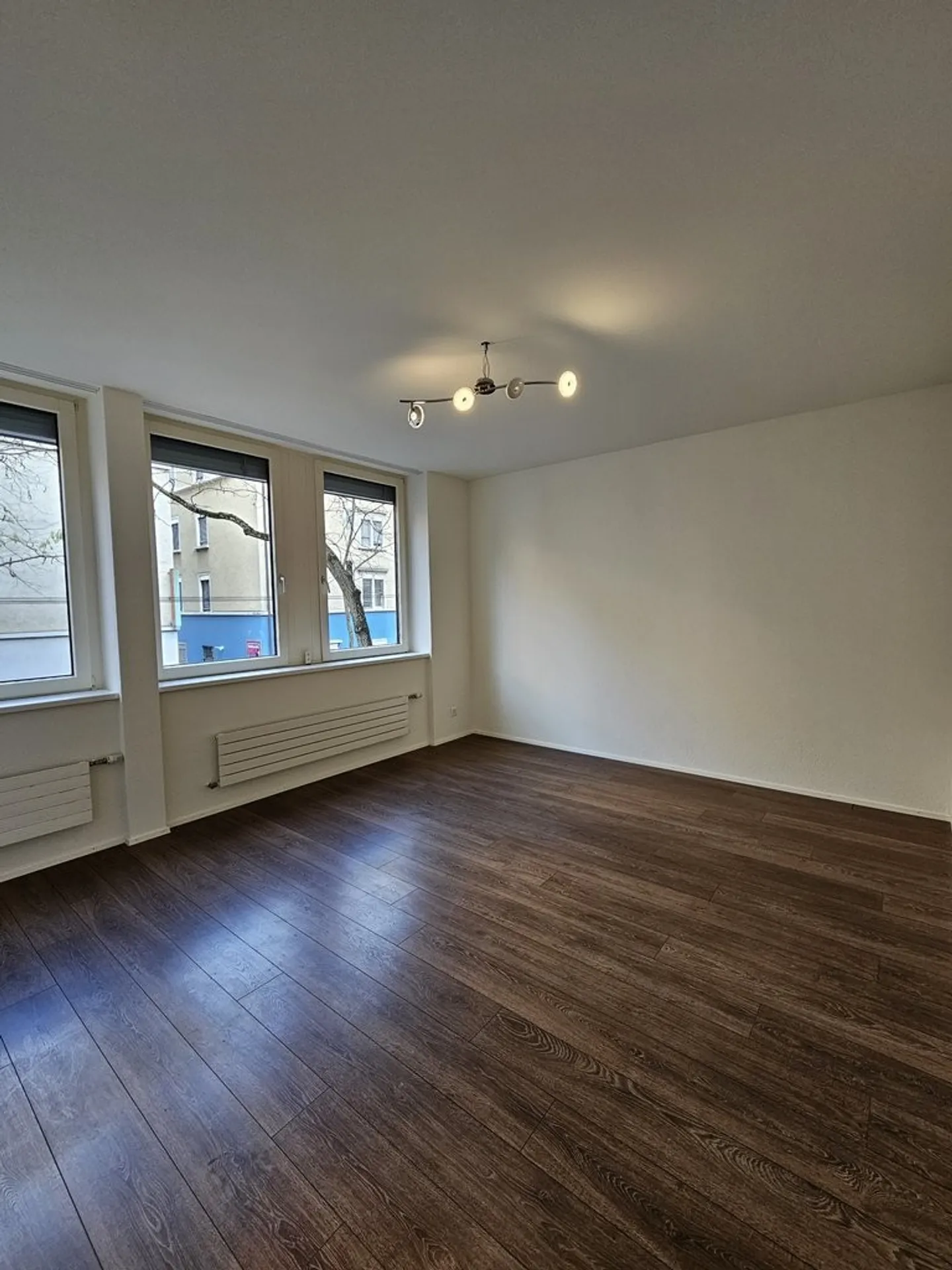 Spazio commerciale in affitto vicino a Langstrasse - Foto 6 di 10