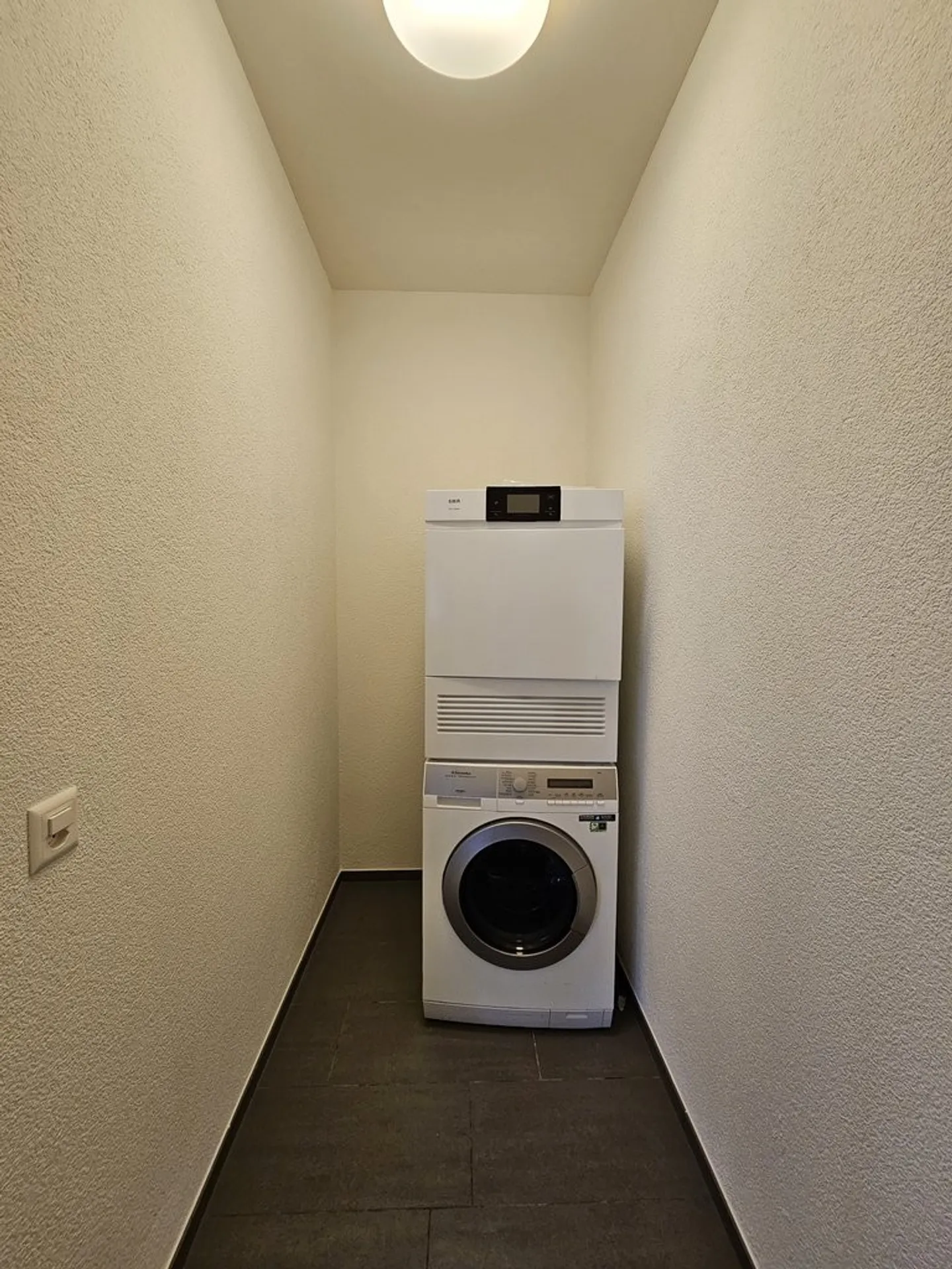 Spazio commerciale in affitto vicino a Langstrasse - Foto 9 di 10