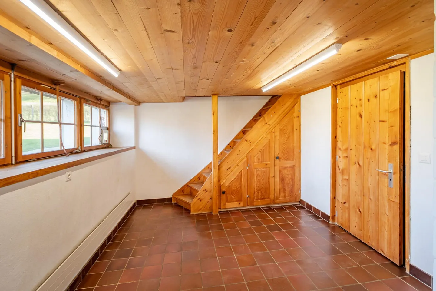 Traditional Appenzeller House in the Midst of Unique Countryside - Photo 23 of 32