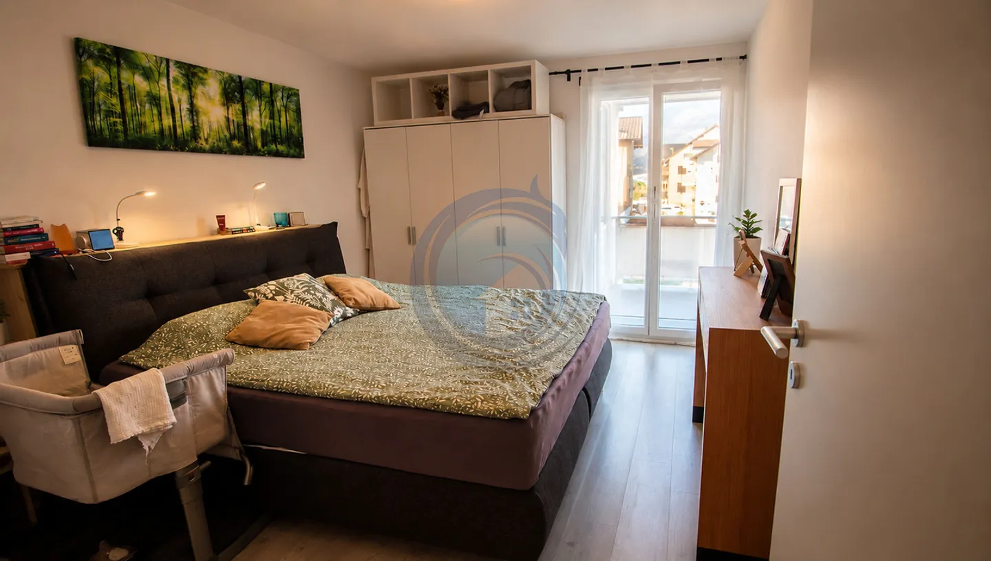 BEL DUPLEX D'ANGOLO DI 4,5 LOCALI CON TERRAZZA E GIARDINO PRIVATO - Foto 3 di 11