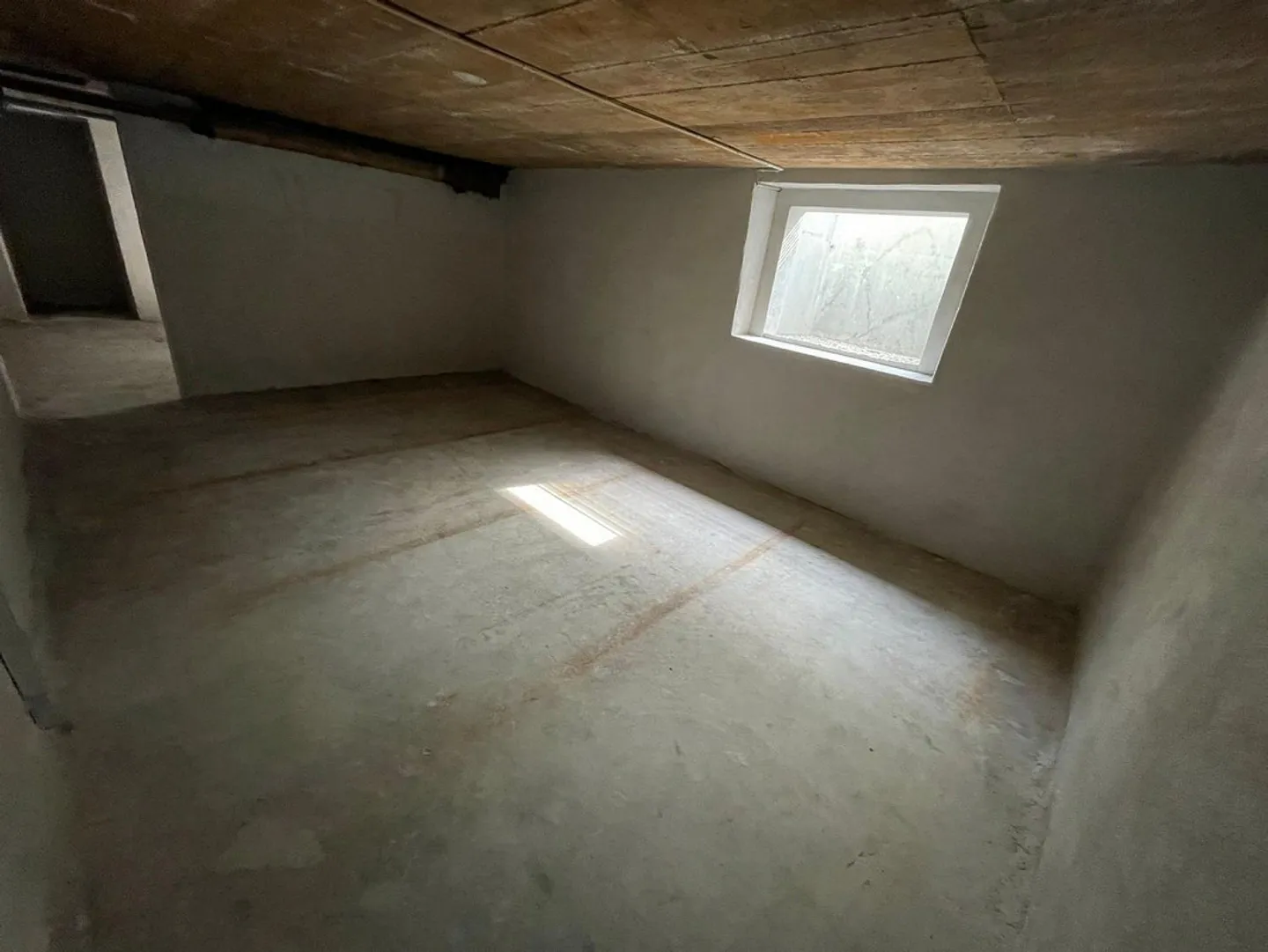 spazio commerciale centralmente situato nella migliore posizione a Seengen - Foto 7 di 10