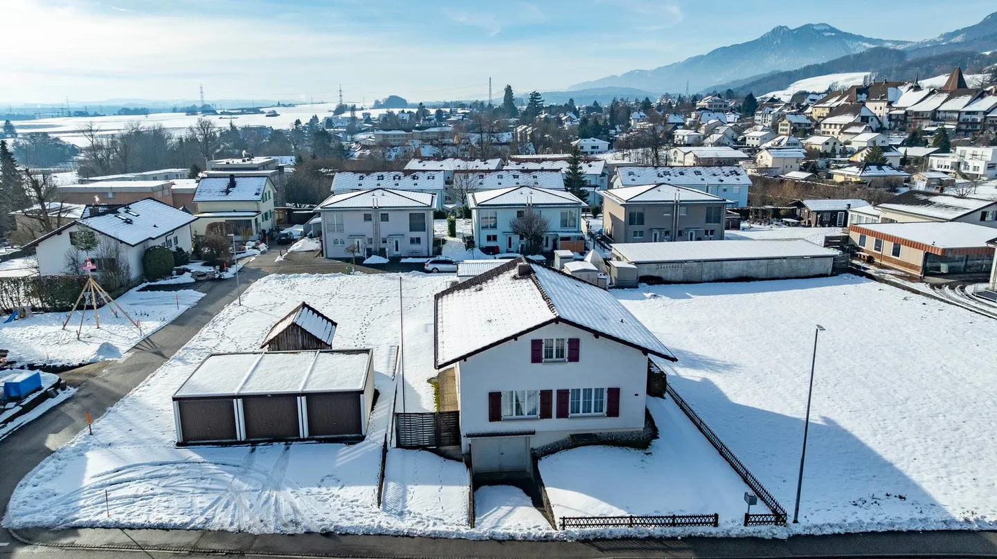 Maison individuelle avec parcelle constructible à Wiedlisbach - Photo 6 sur 15