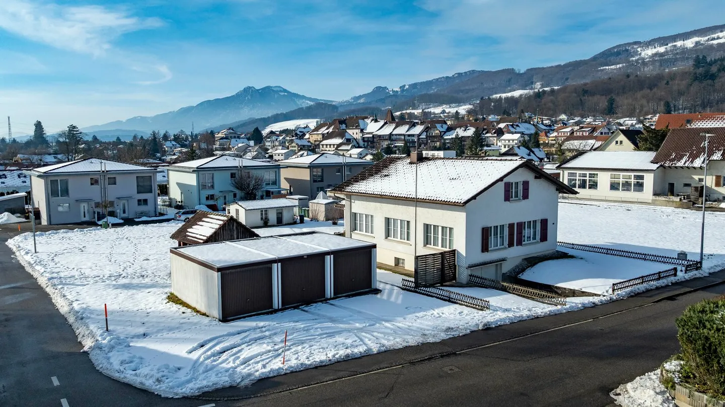 Maison individuelle avec parcelle constructible à Wiedlisbach - Photo 5 sur 15