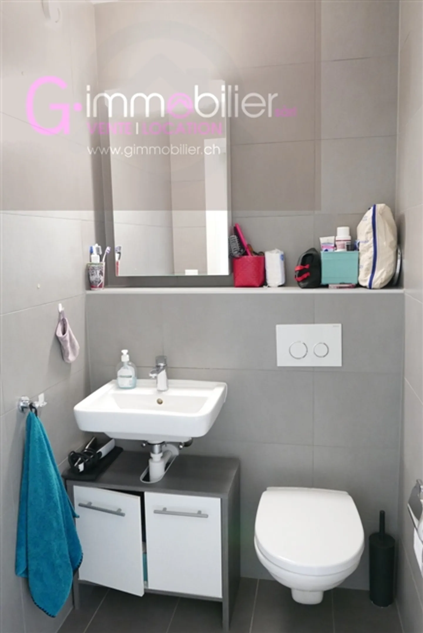 Collombey, votre attique de 3,5 pièces vous attend au 4ème étage - Photo 8 sur 11