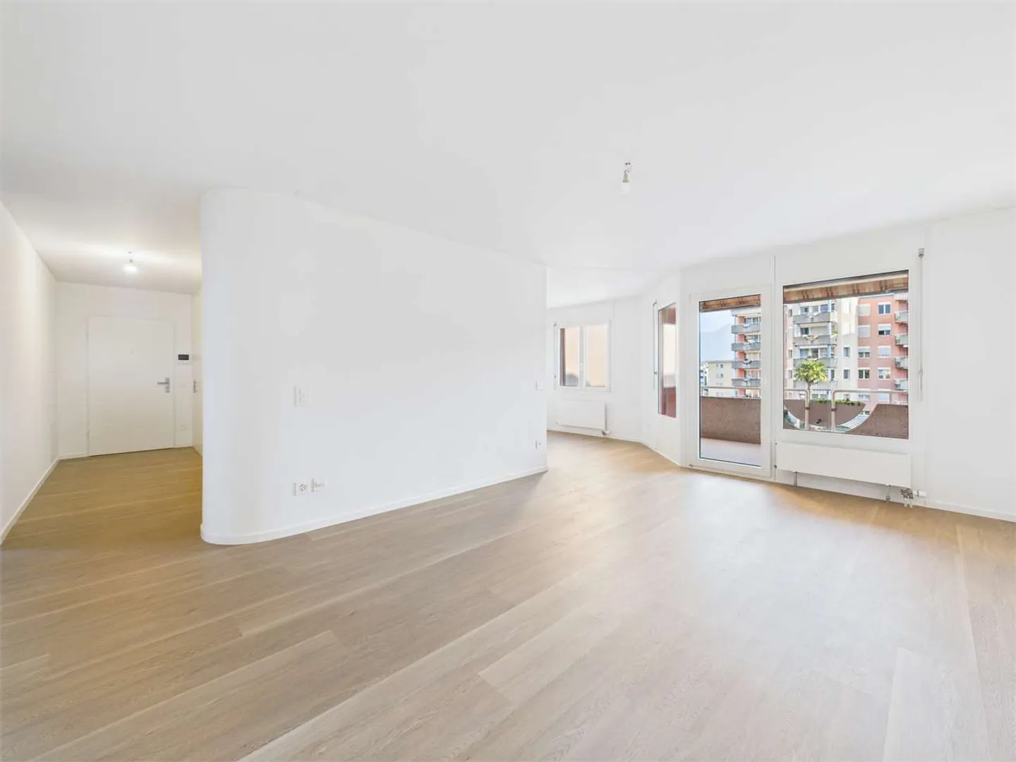 Renovierte Wohnung in Breganzona - Foto 1 von 10