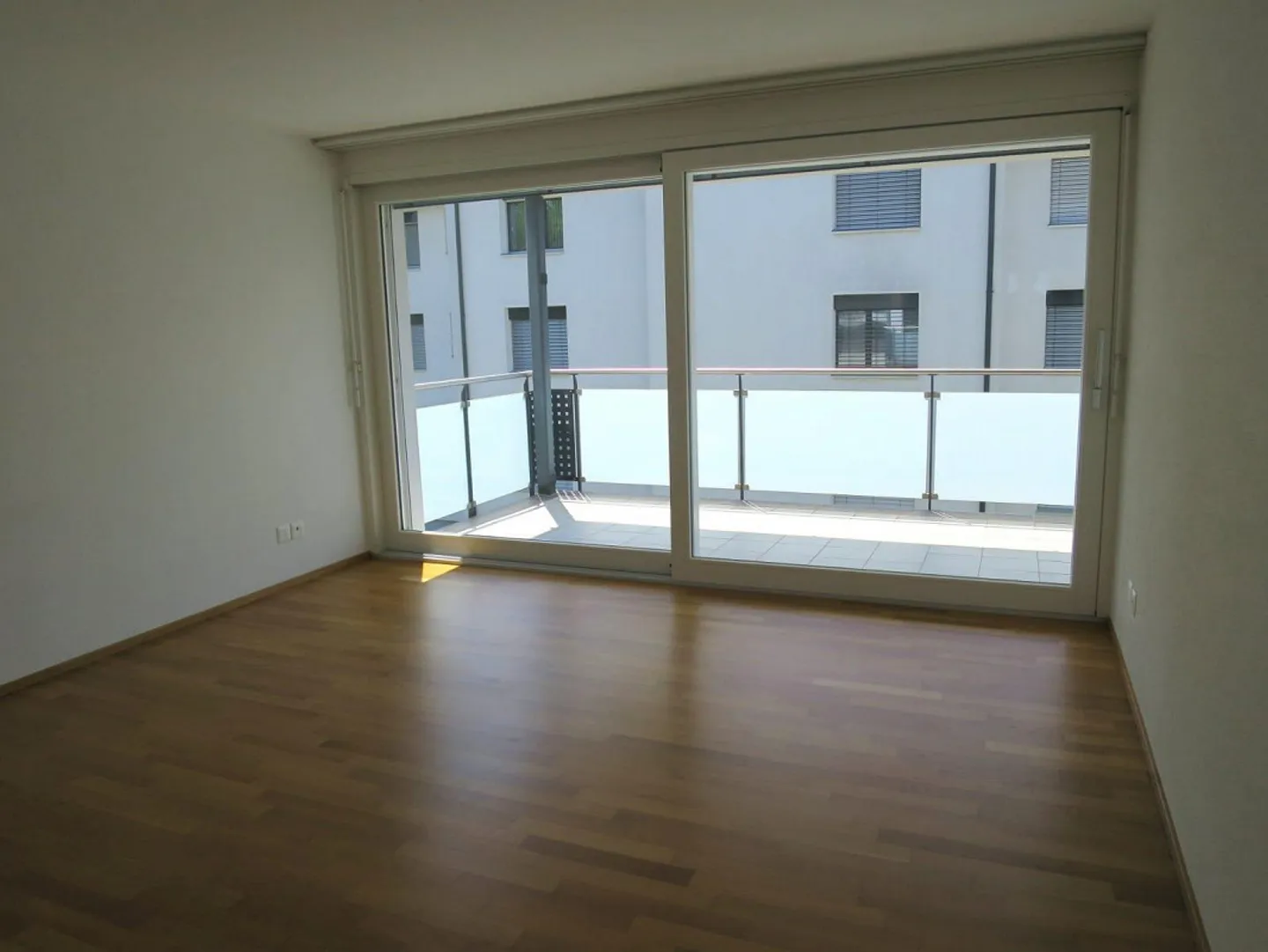 Spacious 4.5-room apartment for rent - Photo 4 of 6