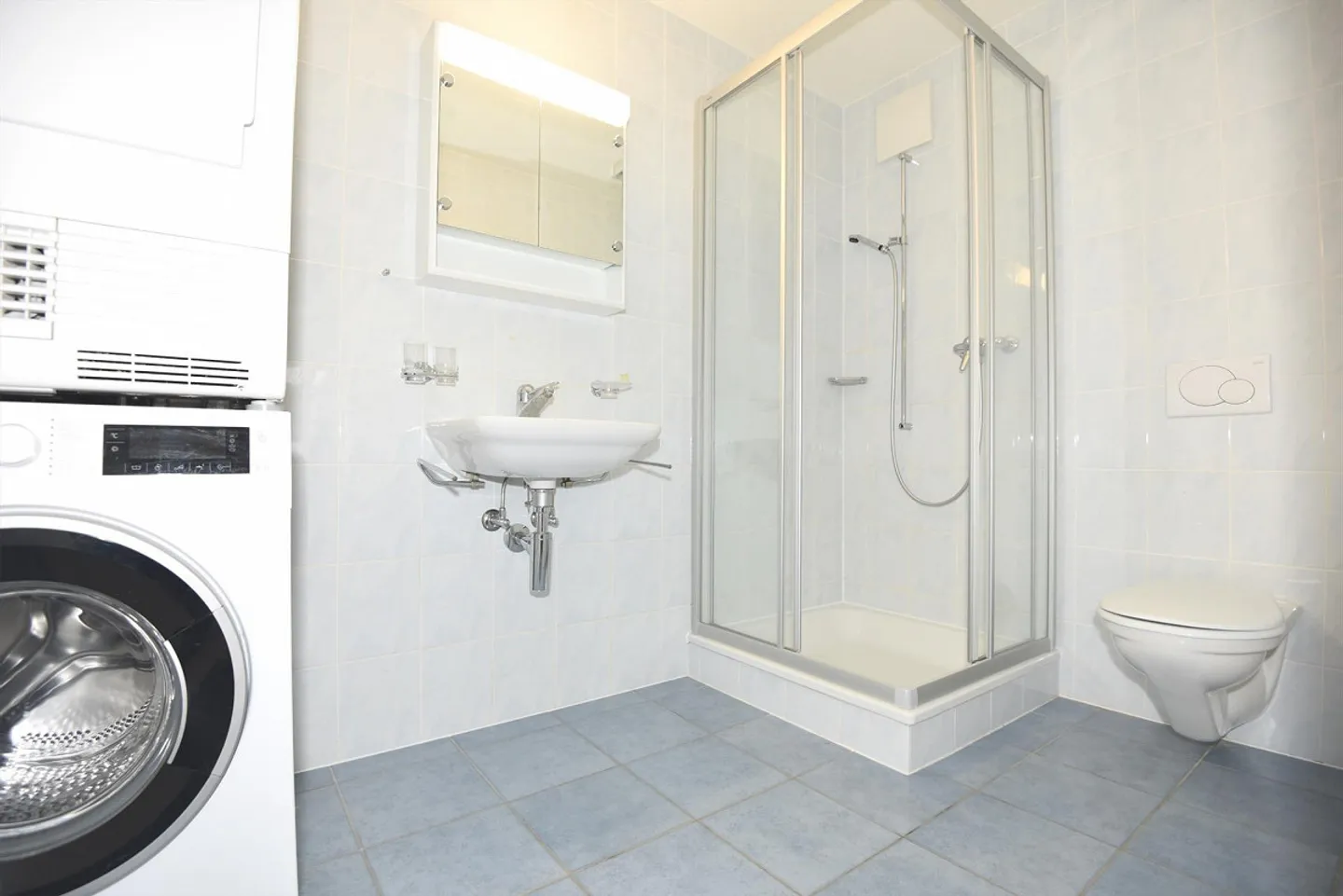 Schönes Apartment in der Nähe aller Annehmlichkeiten - Foto 7 von 10