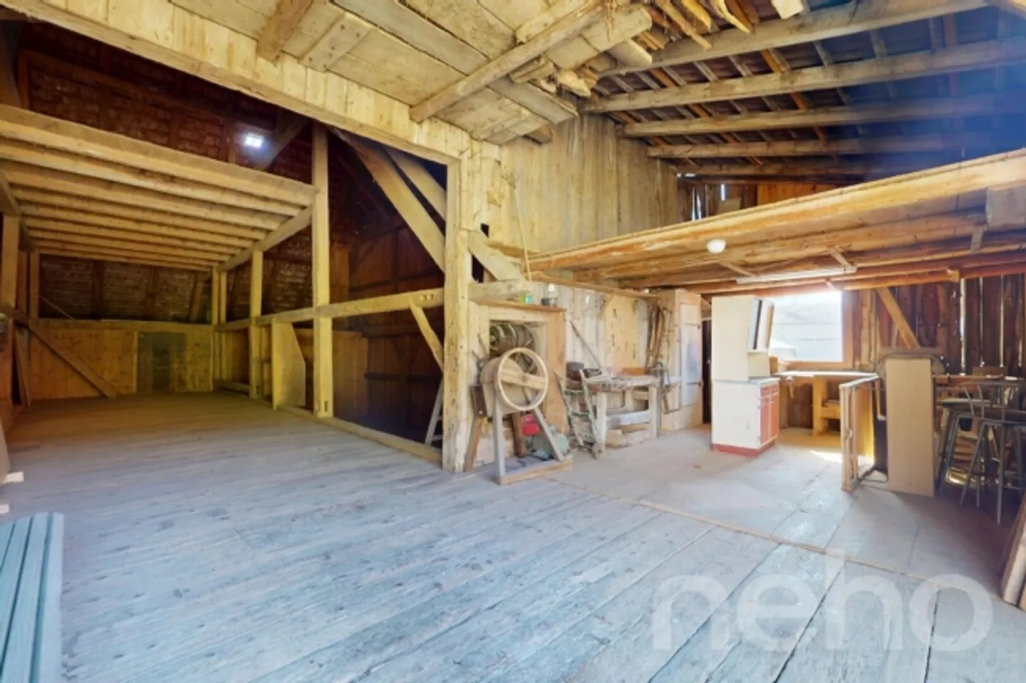 «Magnifica fattoria con fienile convertibile e terreno edificabile a Court» - Foto 11 di 13