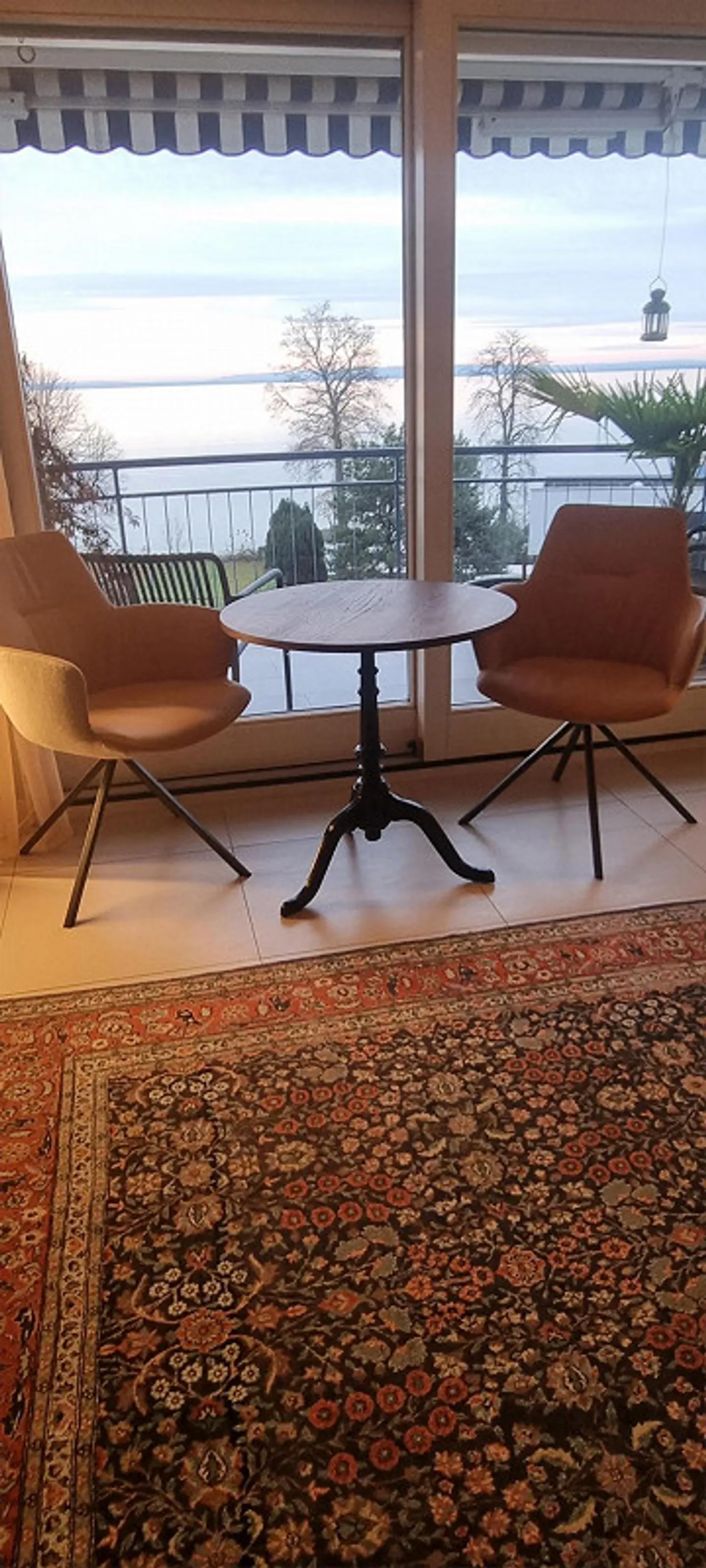 Grosse 4 1/2 Zi Wohnung mit fantastis7cher Seesicht - Foto 4 von 30