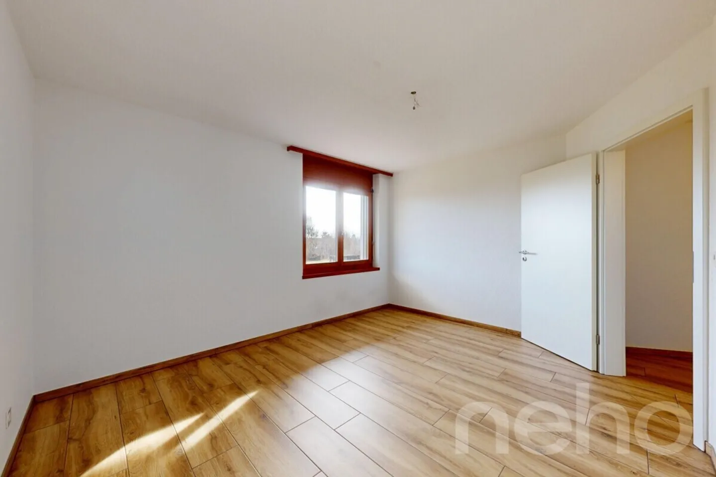 5.5-room single-family house with additional 2.5-room apartment - Photo 9 of 12