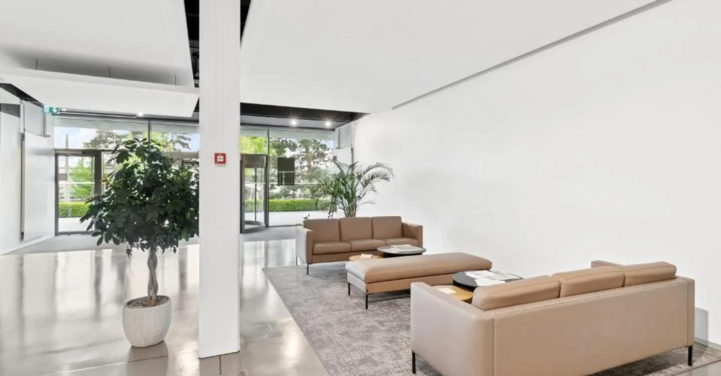 Uffici di prestigio in affitto - Avenue de Rhodanie a Losanna - 496 m2 con vista lago - Foto 1 di 3