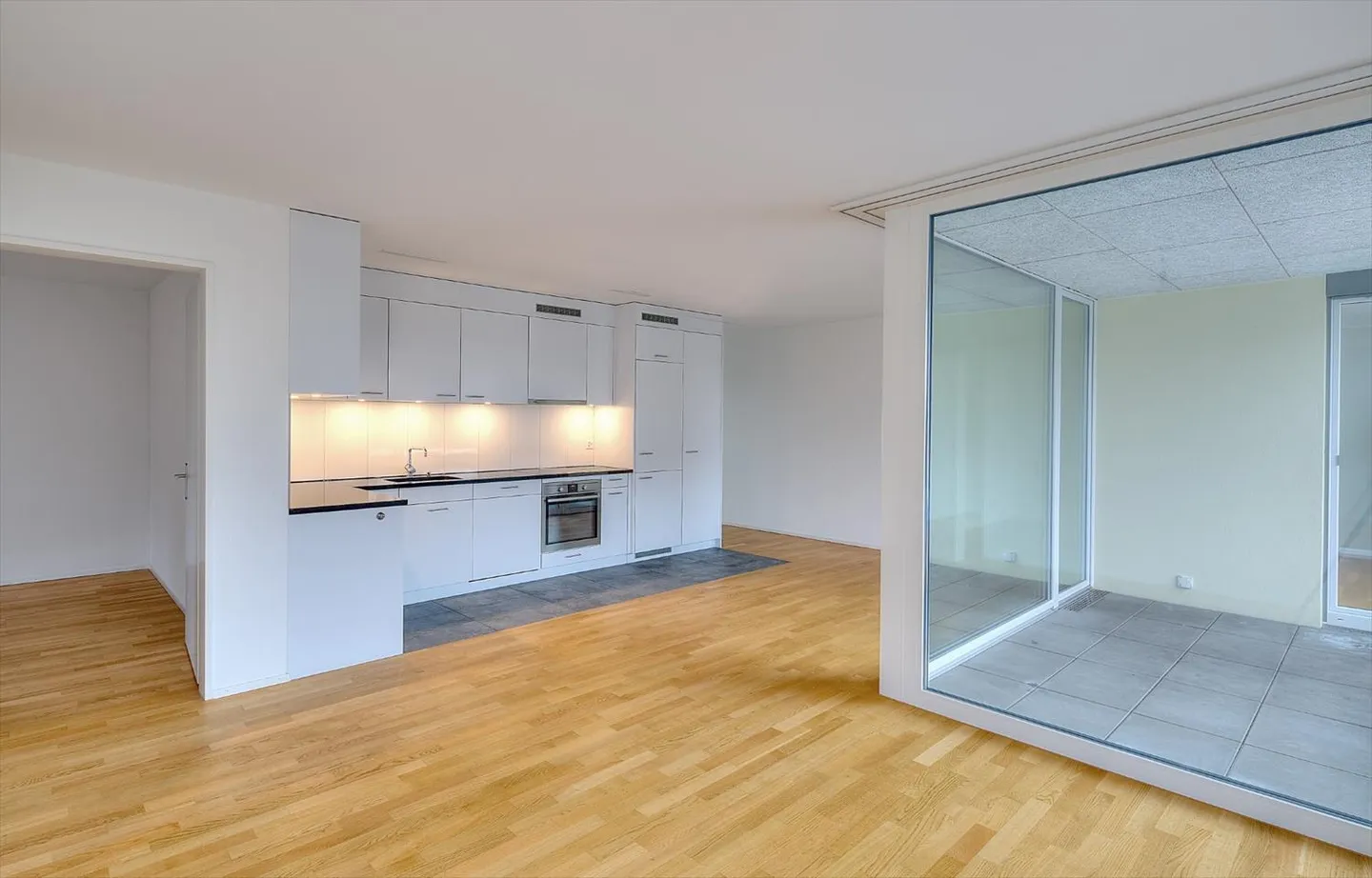 Pratico e vicino alla stazione - vivere modernamente ad Aarburg - Foto 2 di 7