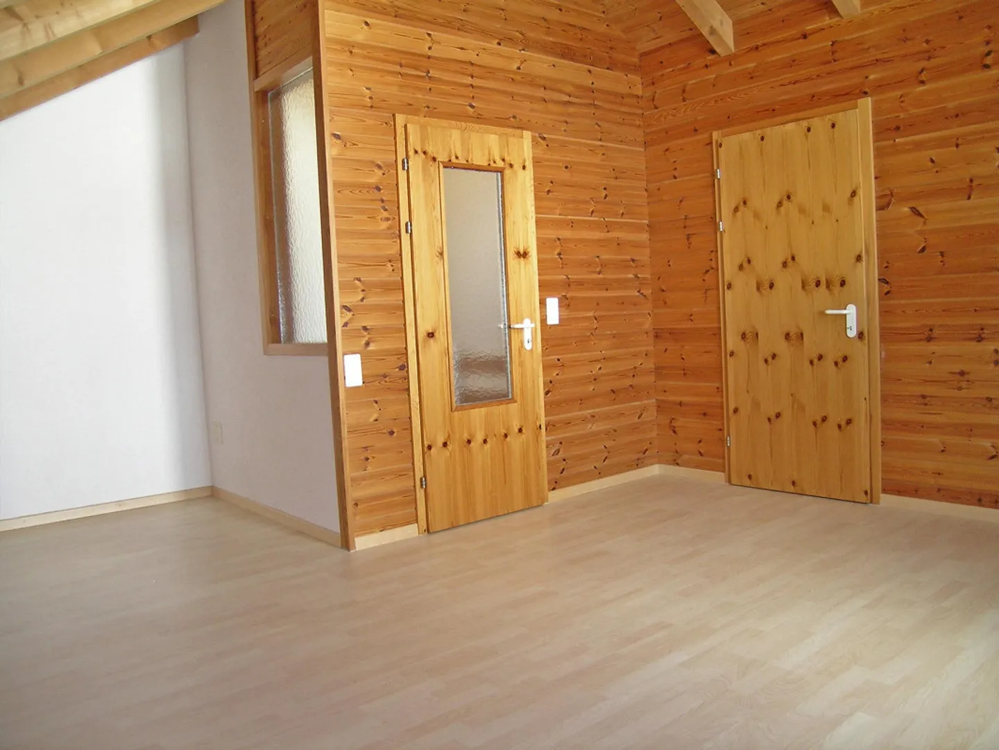 Sonniges Einfamilienhaus mit Garten - Foto 7 von 15