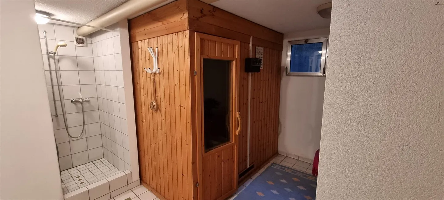 Grosse 4 1/2 Zi Wohnung mit fantastis7cher Seesicht - Foto 23 von 30