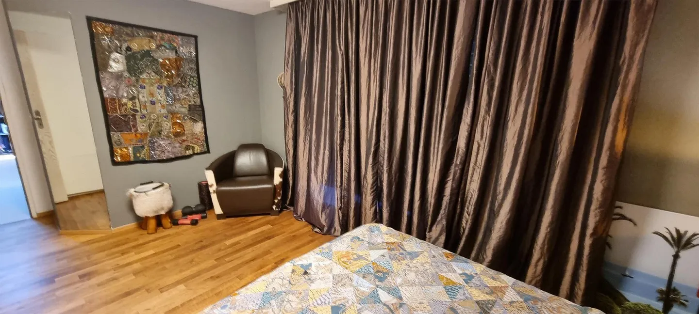 Grosse 4 1/2 Zi Wohnung mit fantastis7cher Seesicht - Foto 27 von 30