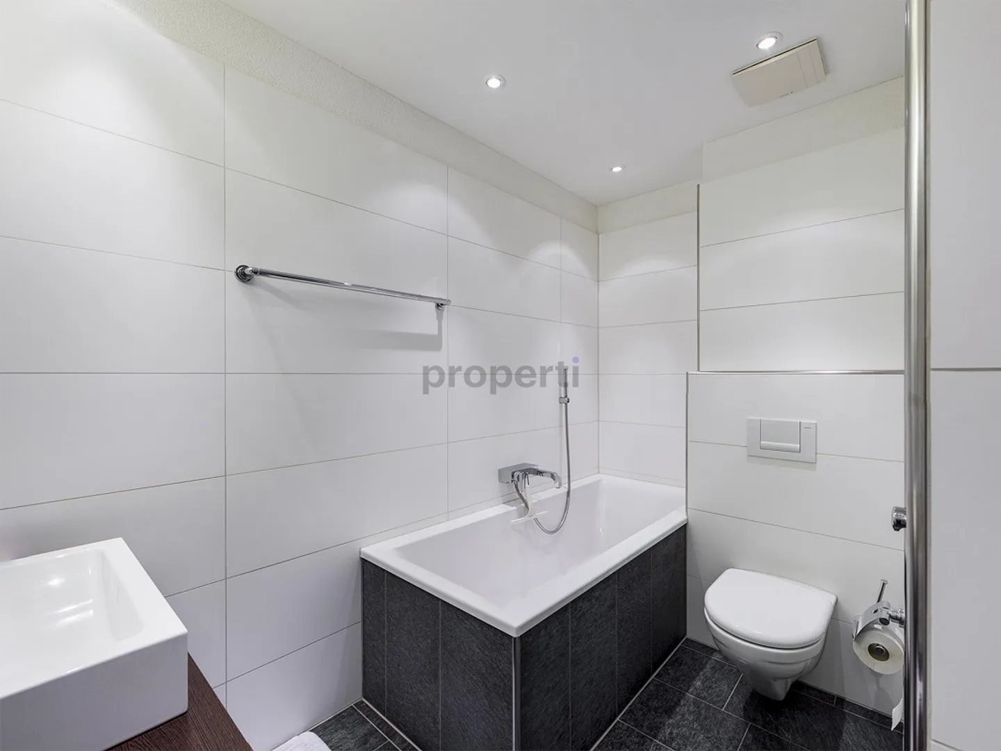 Appartement meublé avec 3,5 pièces à ZH – Charmant et Central - Photo 8 sur 10