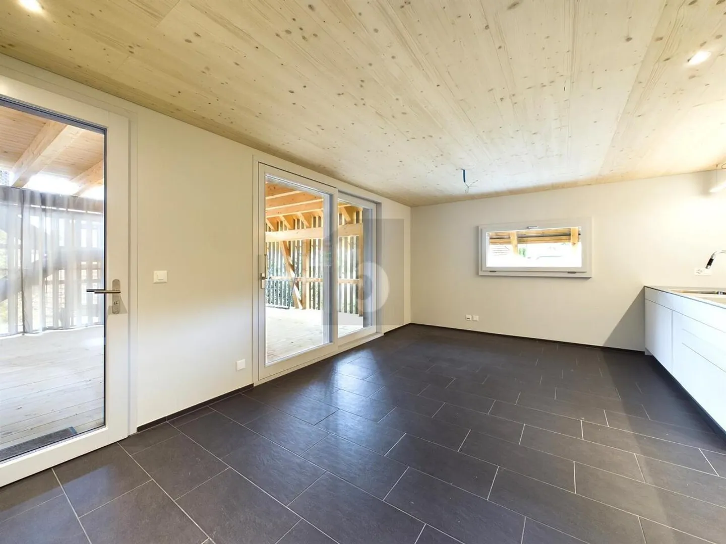 MODERN, SPACIOUS, RURAL AND YET CLOSE TO THE CITY - Photo 2 of 6