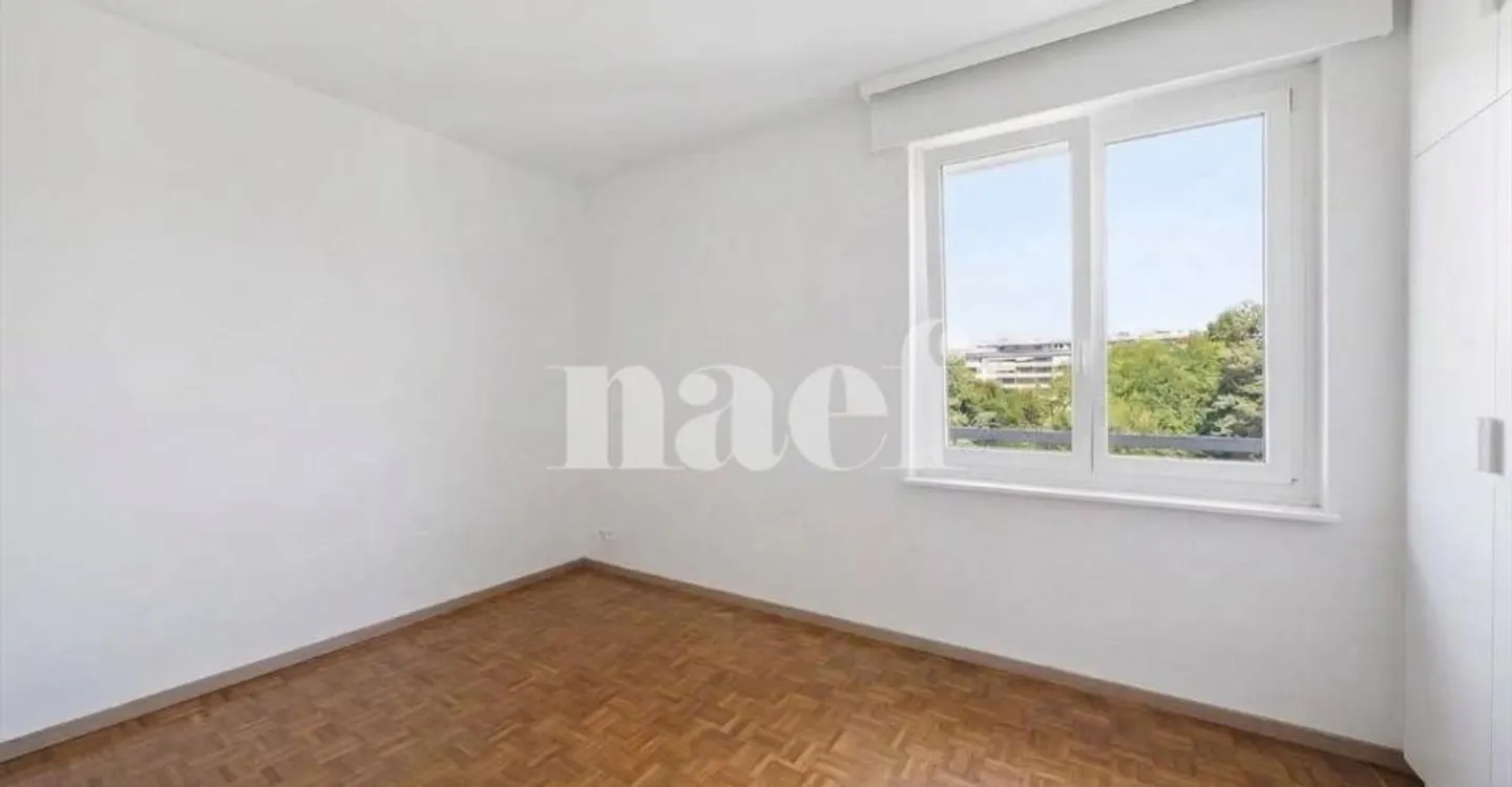 Appartement Familial Spacieux avec Balcons - Photo 7 sur 10