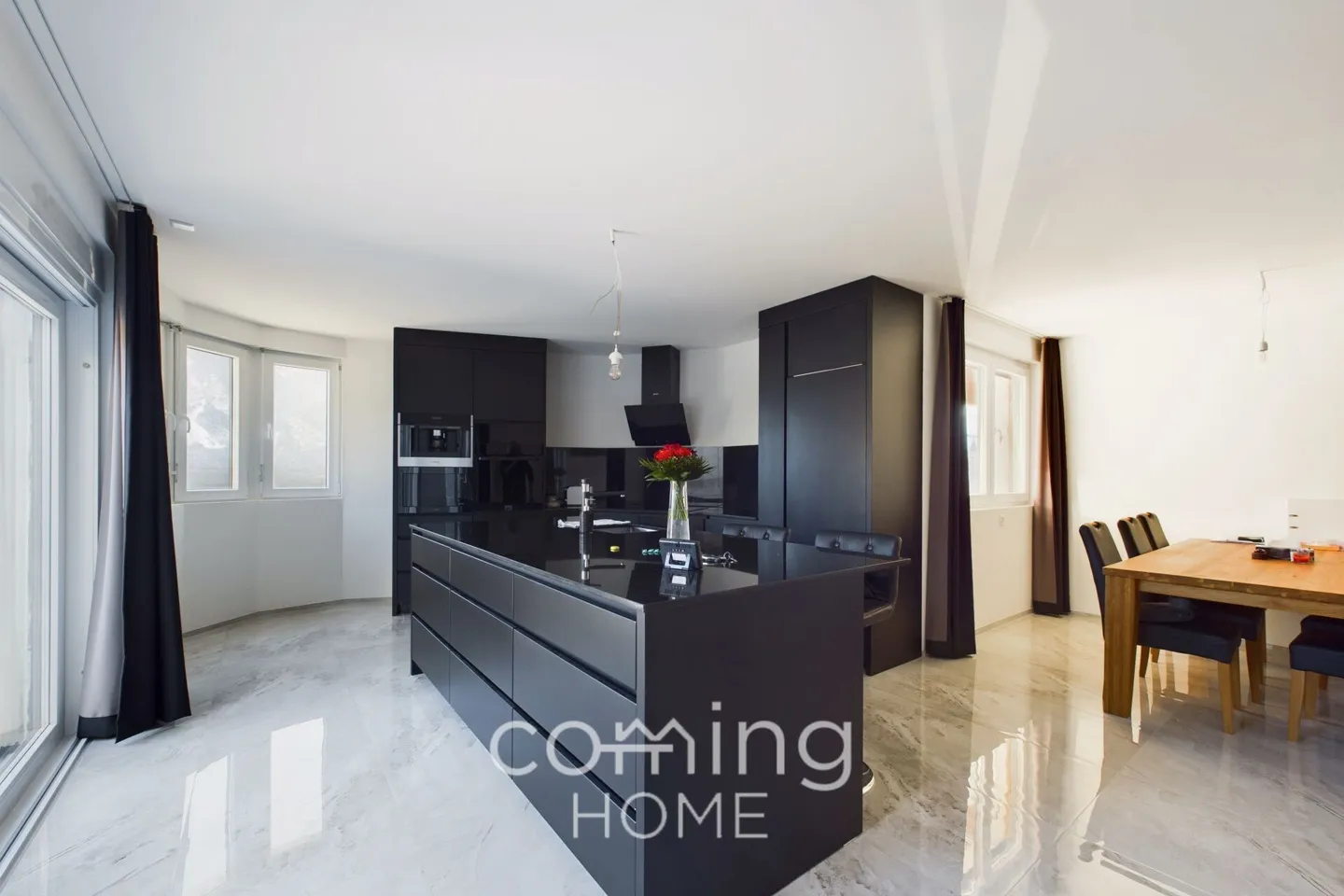 Residential ensemble with development potential in Varen - three units in a sunny location with a view - Photo 3 of 26