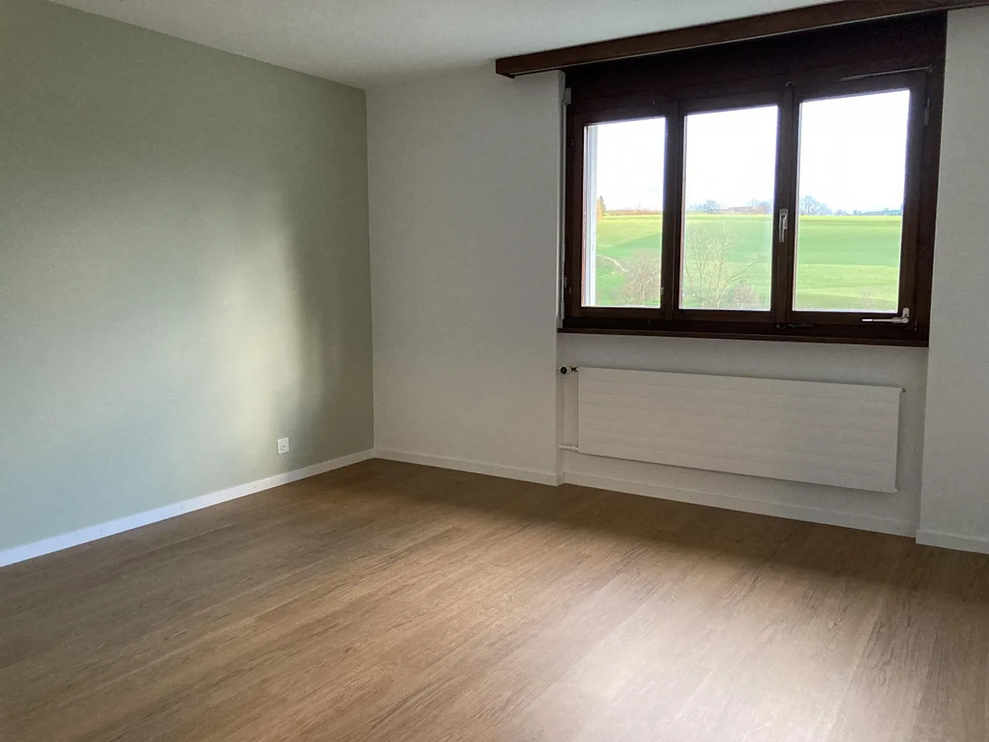 Appartamento 5 1/2 camere con vista sulle montagne in affitto - Foto 6 di 11