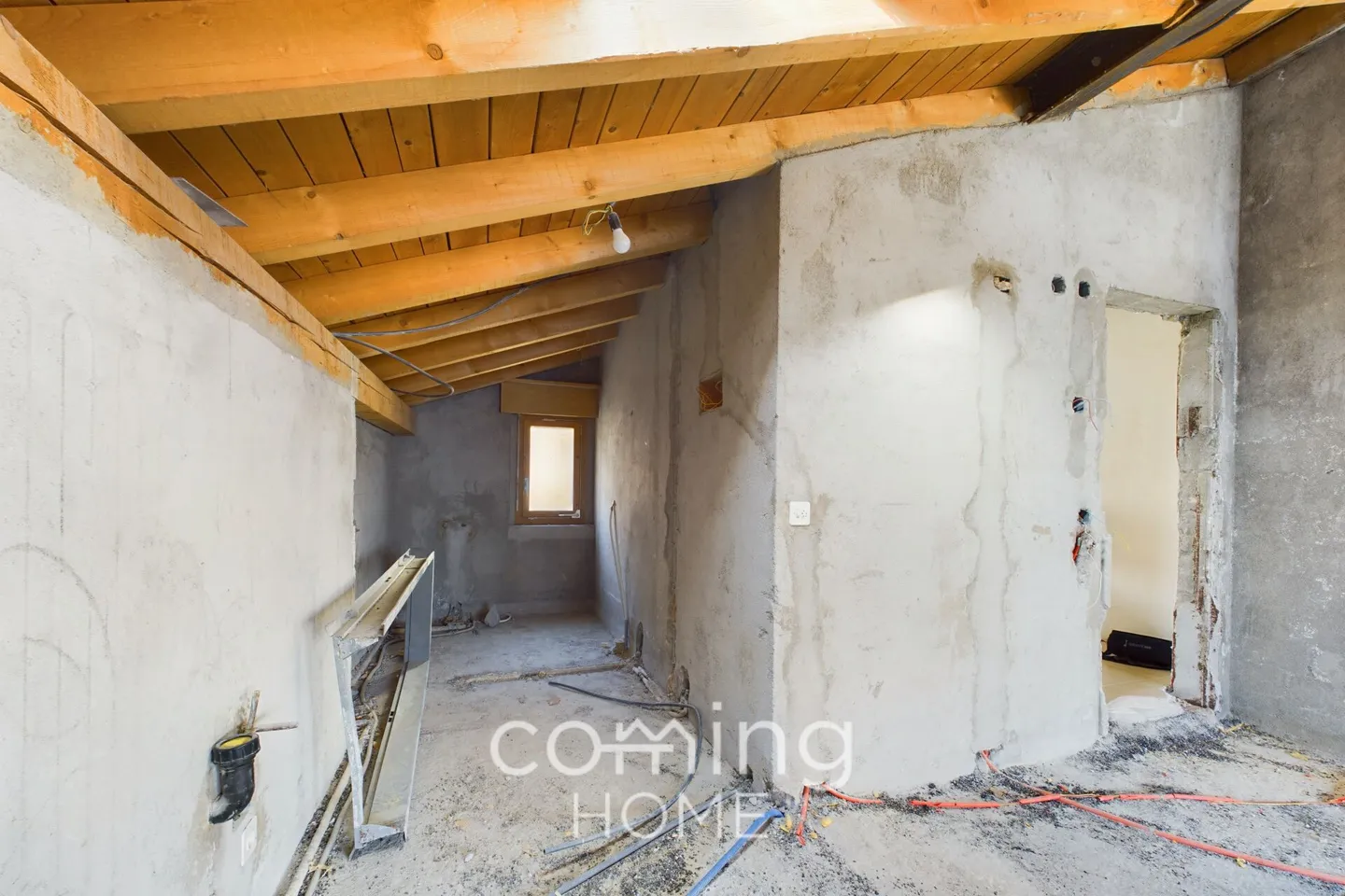 Casa esclusiva a 3 famiglie in posizione soleggiata - Ampi spazi abitativi e garage - Foto 14 di 19