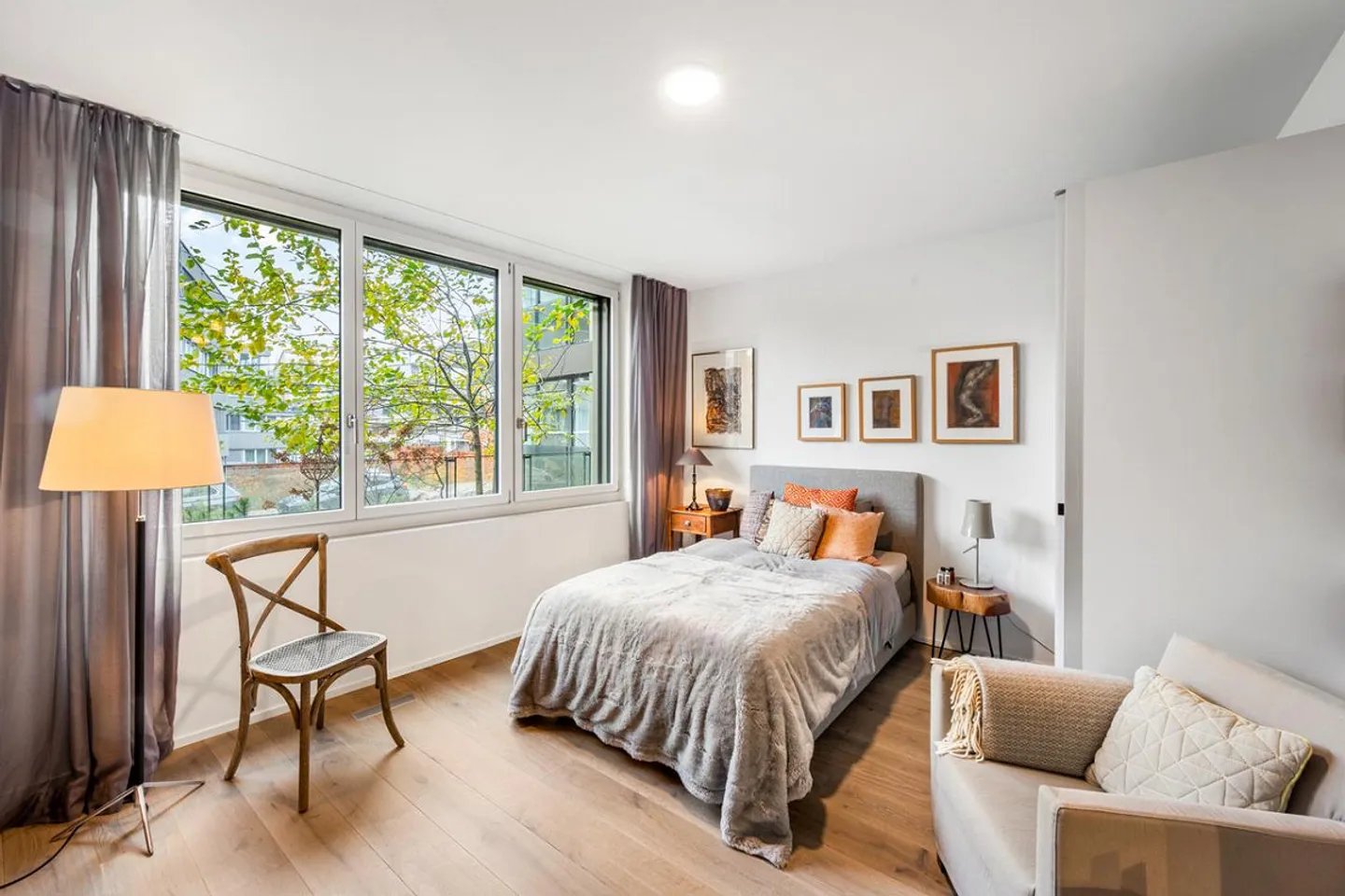 Moderne 3.5-Zimmer-Wohnung mit durchdachtem Wohnkomfort - Photo 7 of 13