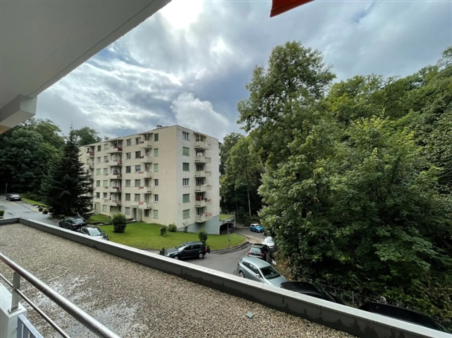 For rent - PP Extérieur 18 - Beau-Val 26 - 1012 Lausanne - Photo 2 of 3