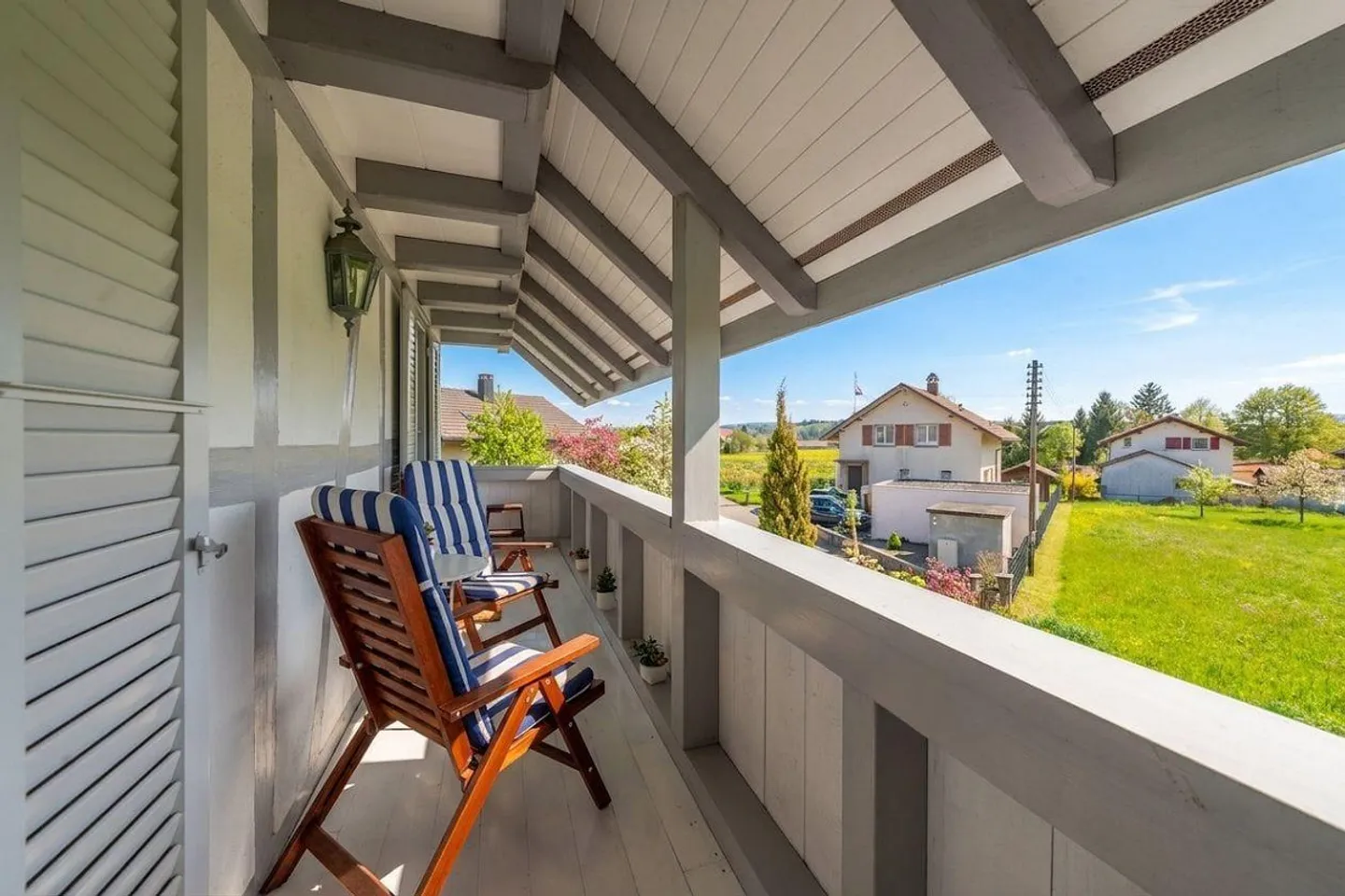240 m² full of possibilities - spacious family house with garden - Photo 8 of 13