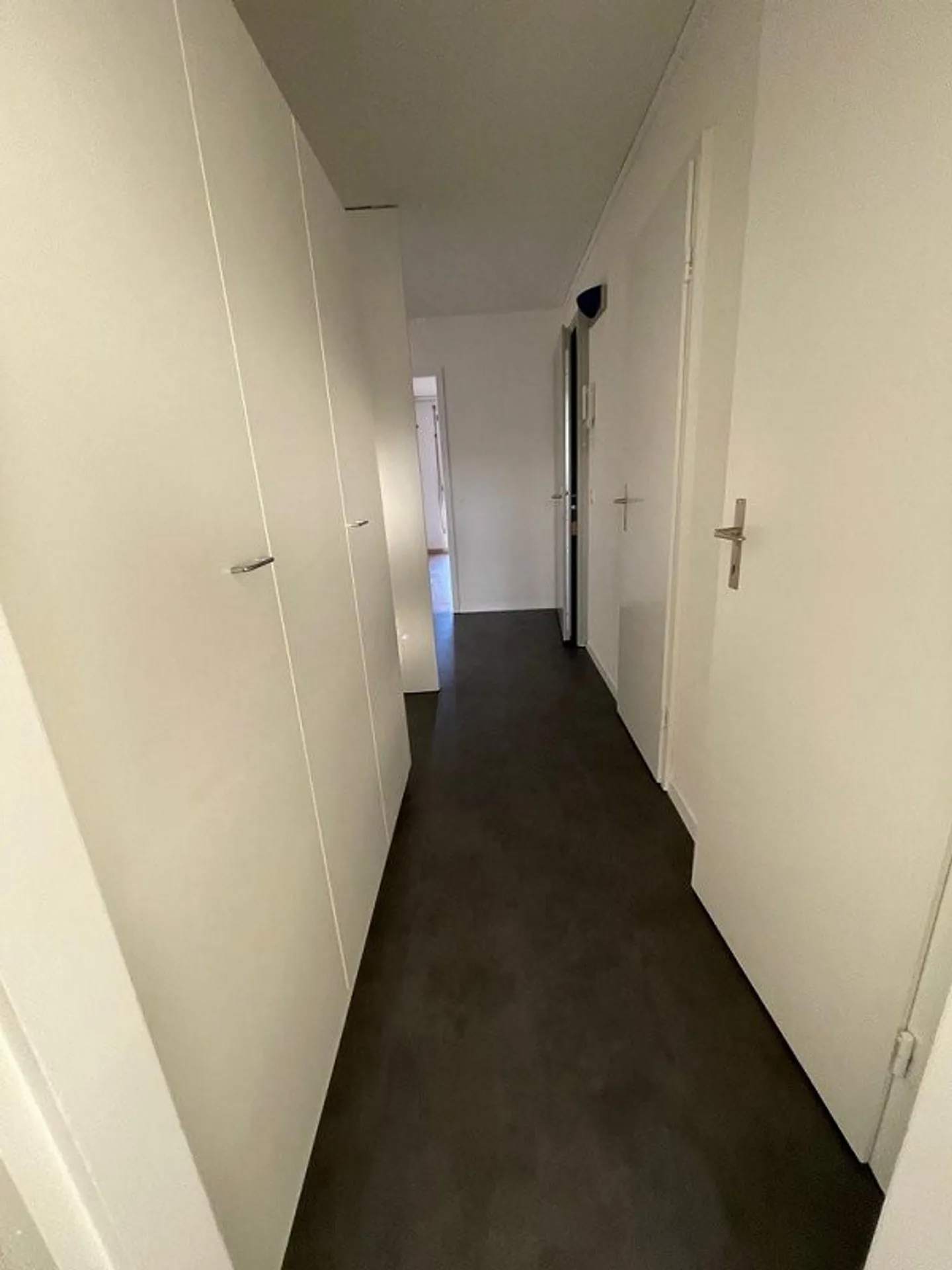 3.5-Room Apartment with a View in Kleefeld - Photo 7 of 12