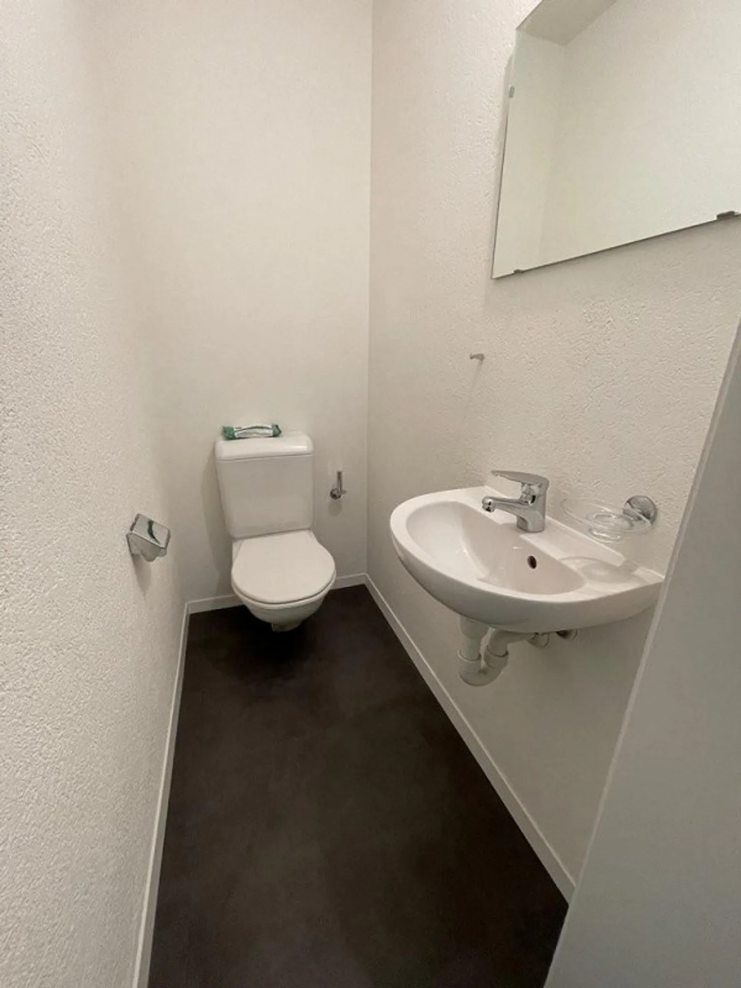 3.5-Room Apartment with a View in Kleefeld - Photo 11 of 12