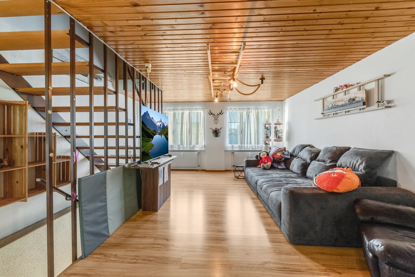 Investimento con futuro: Casa bifamiliare con potenziale - Foto 11 di 14
