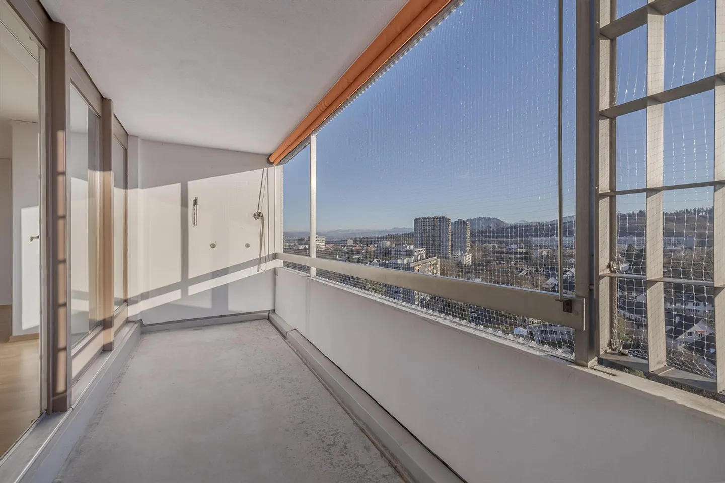 "Im Baurecht, über den Dächern von Bümpliz - Bern" - Foto 6 von 12