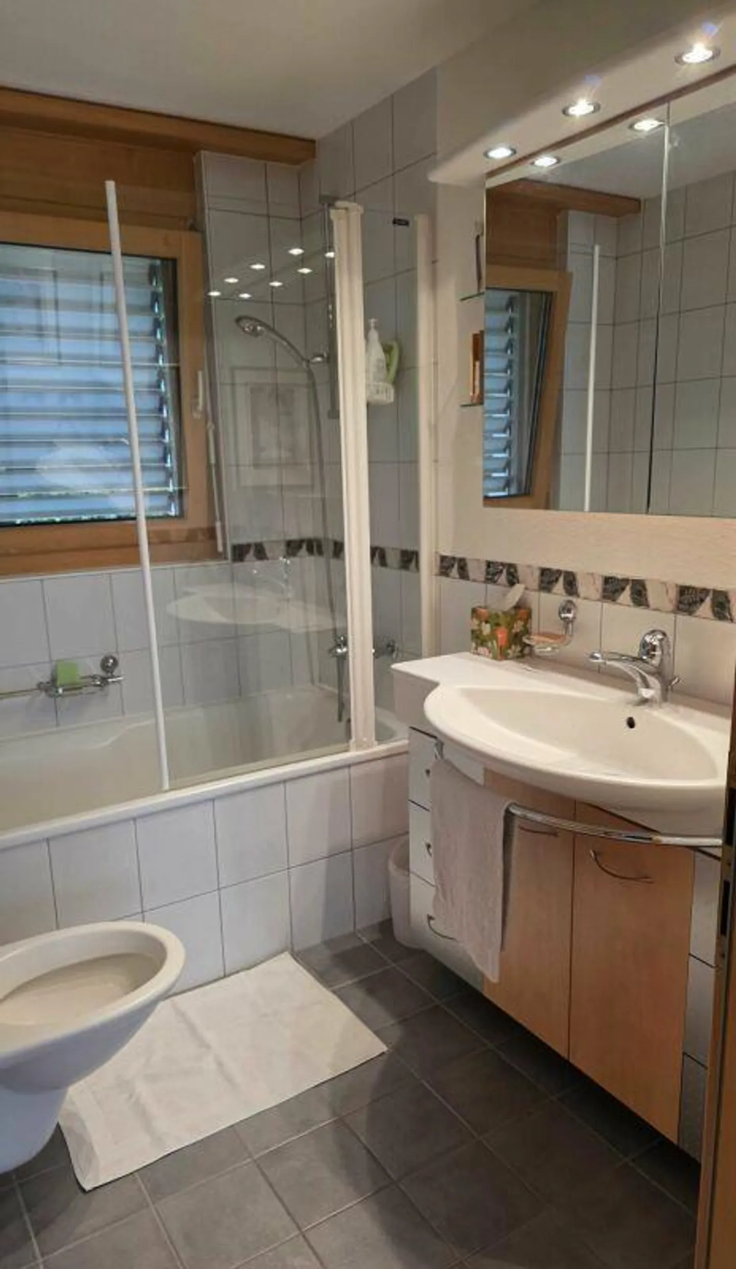Stella unobstructed 3.5 room apartment with panoramic view - Photo 5 of 16