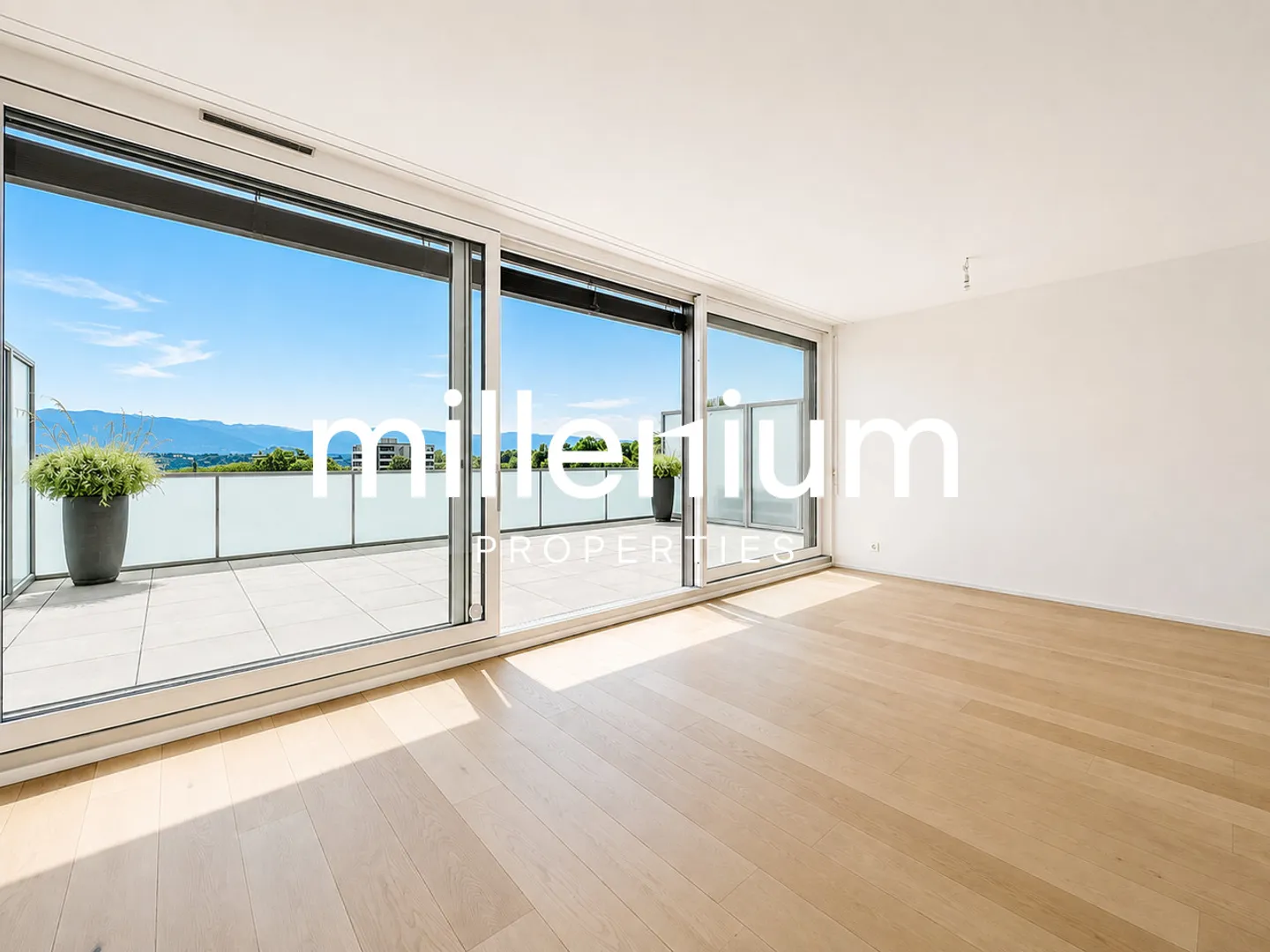 Magnifique duplex en attique avec vue sur le lac Léman et le Mont Blanc à Chêne-Bougeries - Photo 7 sur 15