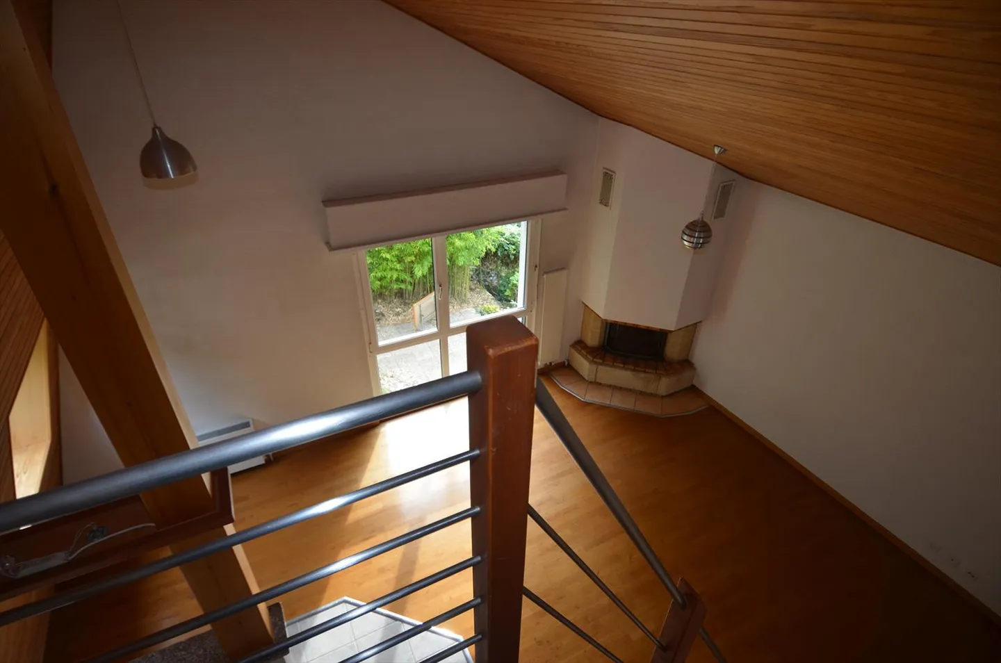 Attic 2 rooms - Photo 10 of 14