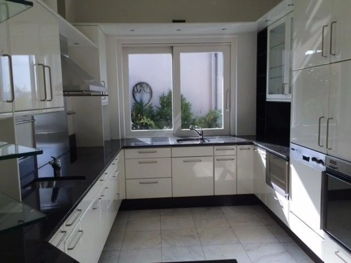 Grosszügige Attika-Wohnung mit Terrasse - Foto 6 von 9