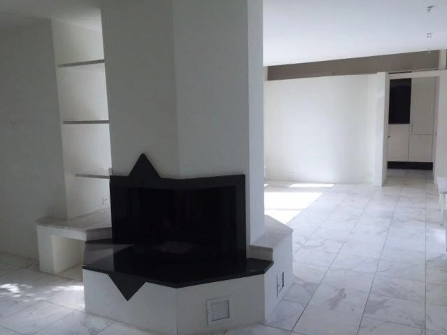 Grosszügige Attika-Wohnung mit Terrasse - Foto 7 von 9