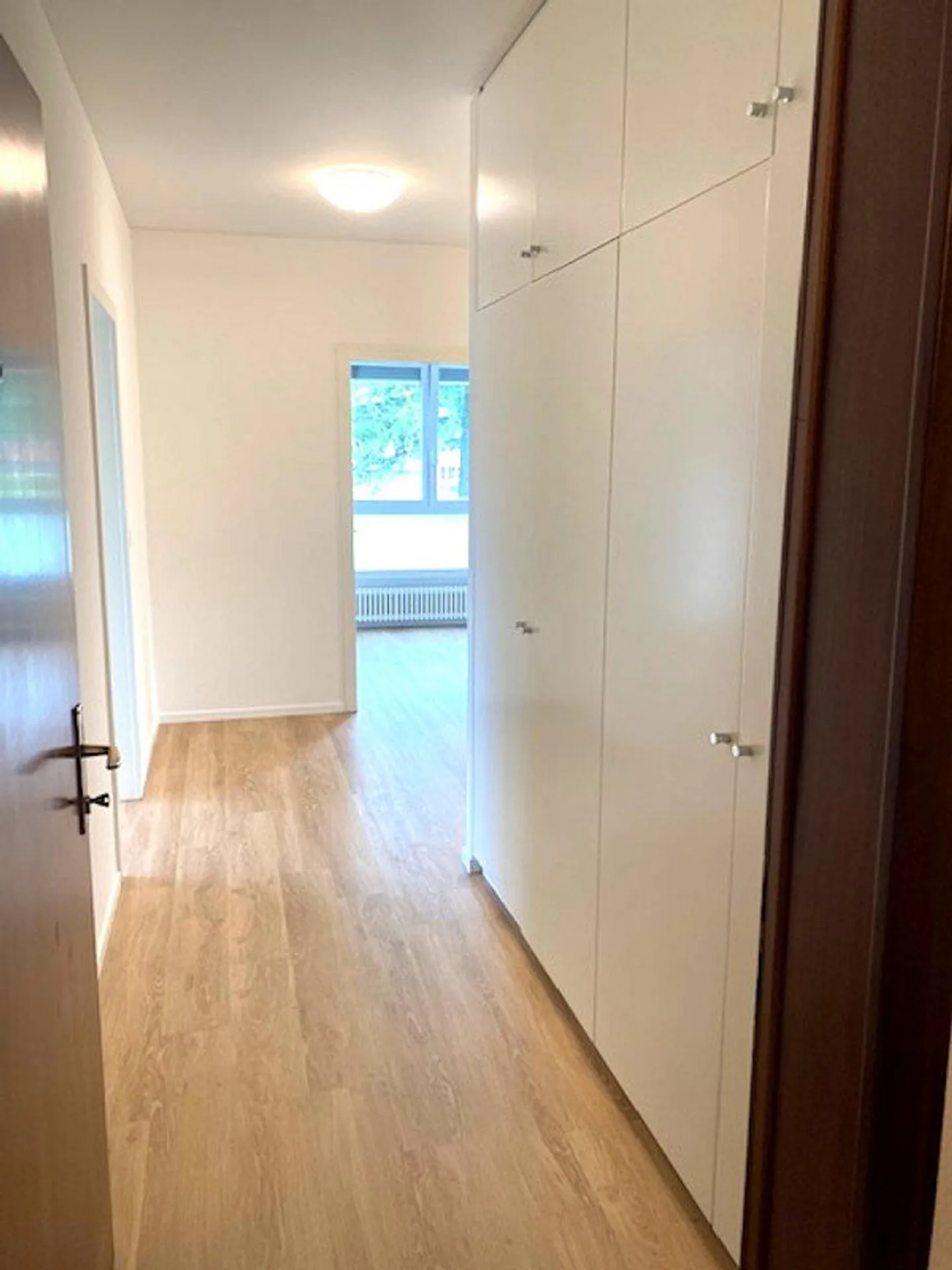 Elegante appartamento 3.5 locali - Foto 6 di 12