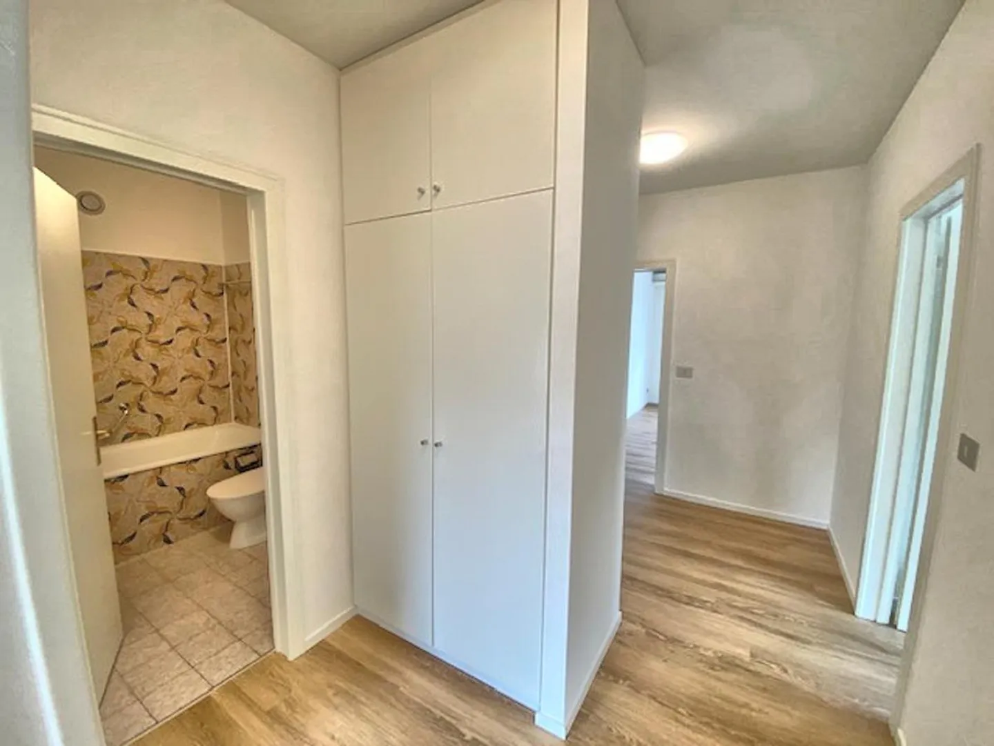 Elegante appartamento 3.5 locali - Foto 7 di 12