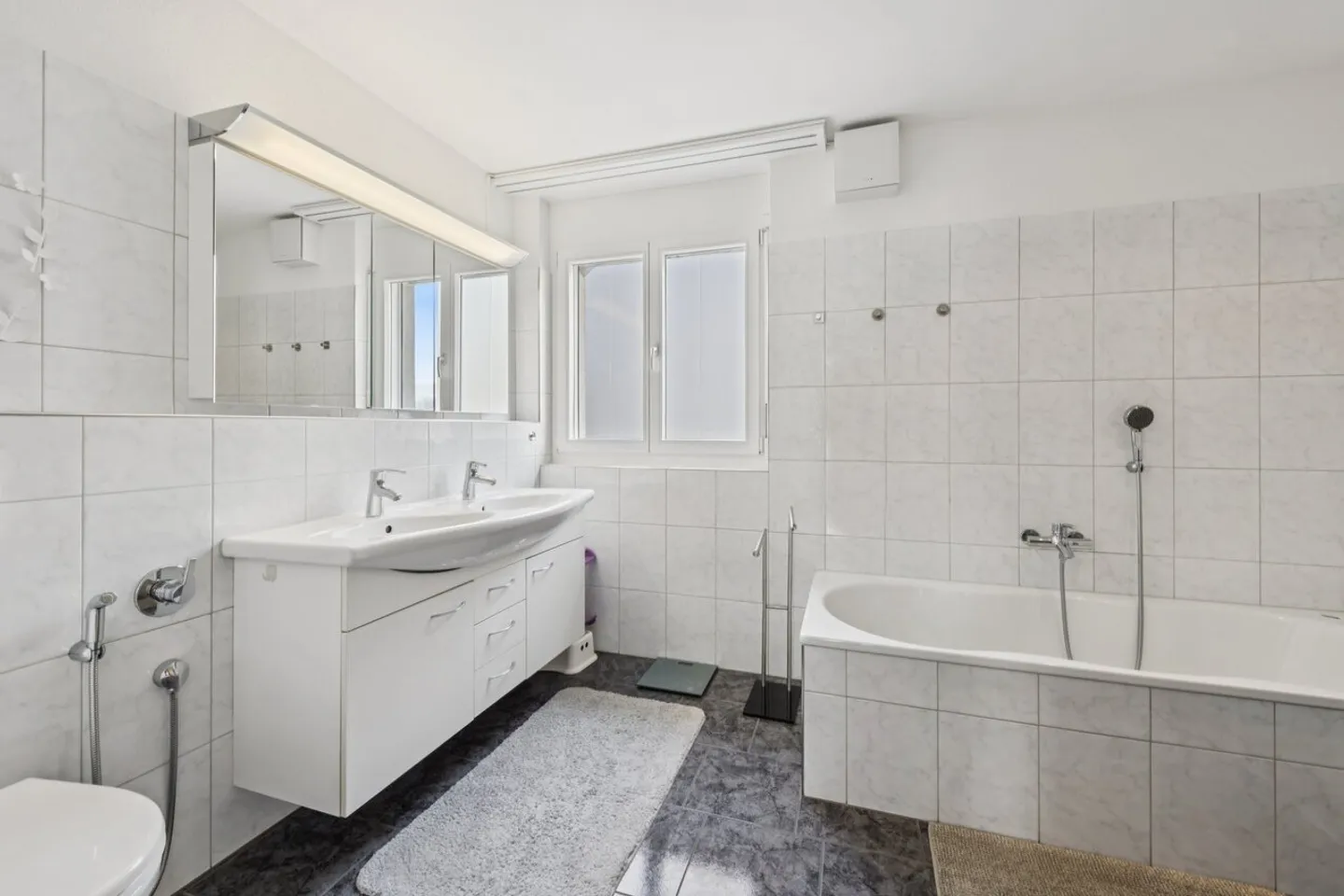 Exclusive Living and Working - Photo 9 of 13