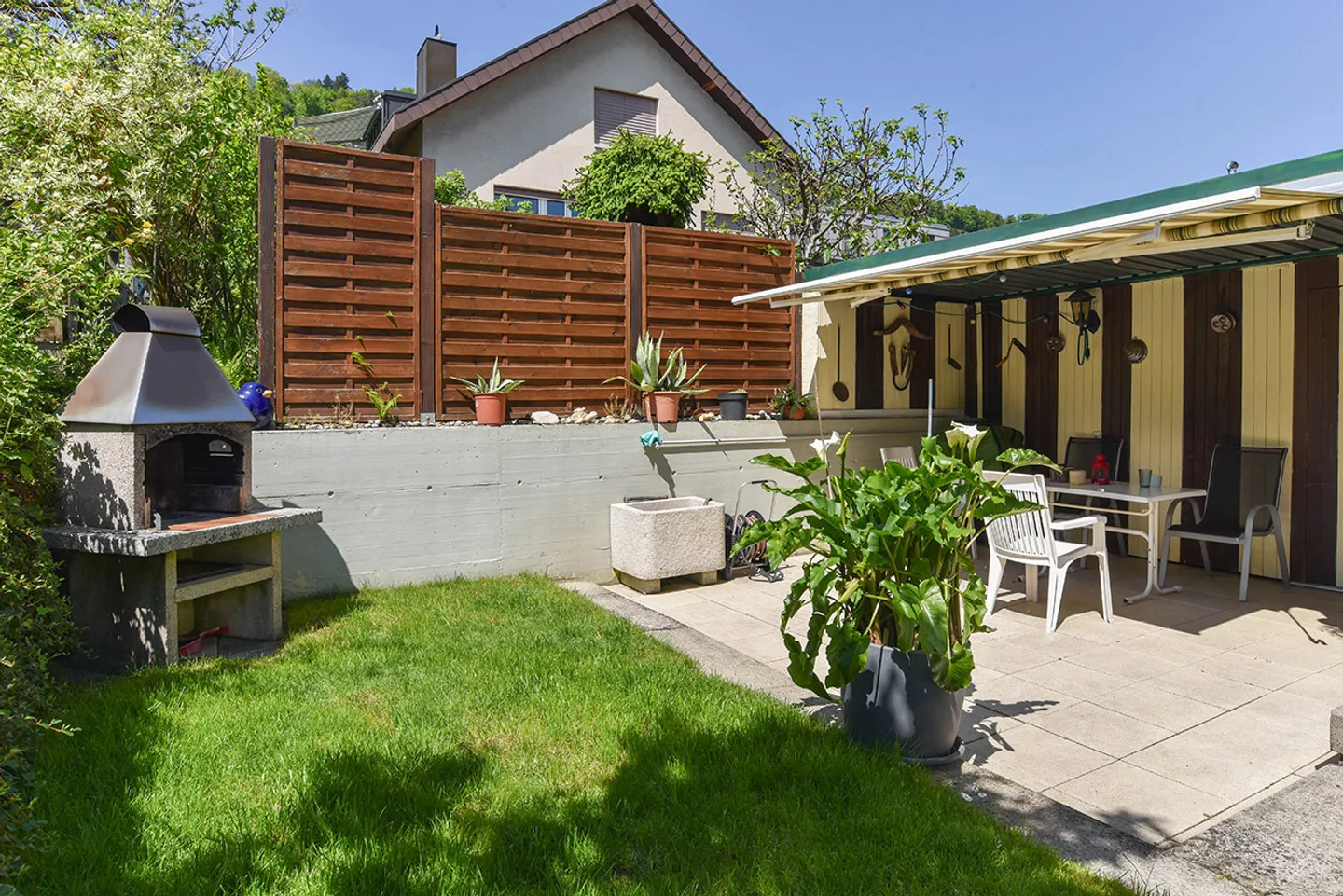 Paradis familial avec charme et beau jardin dans un emplacement central - Photo 4 sur 9
