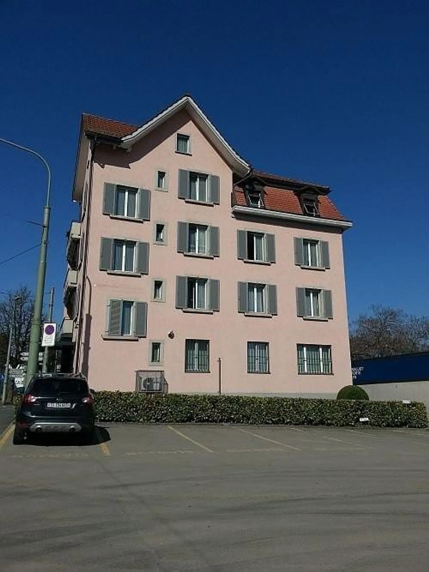 Place de parking à louer - Photo 2 sur 2