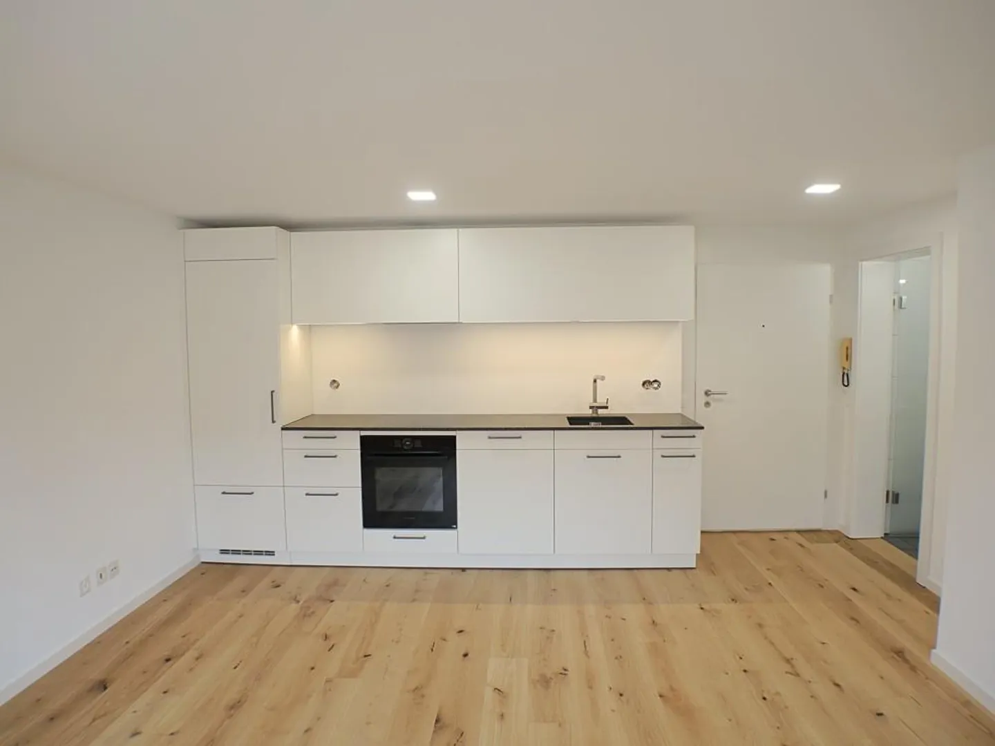 Moderne Wohnung im Zentrum von Au - Foto 2 von 8