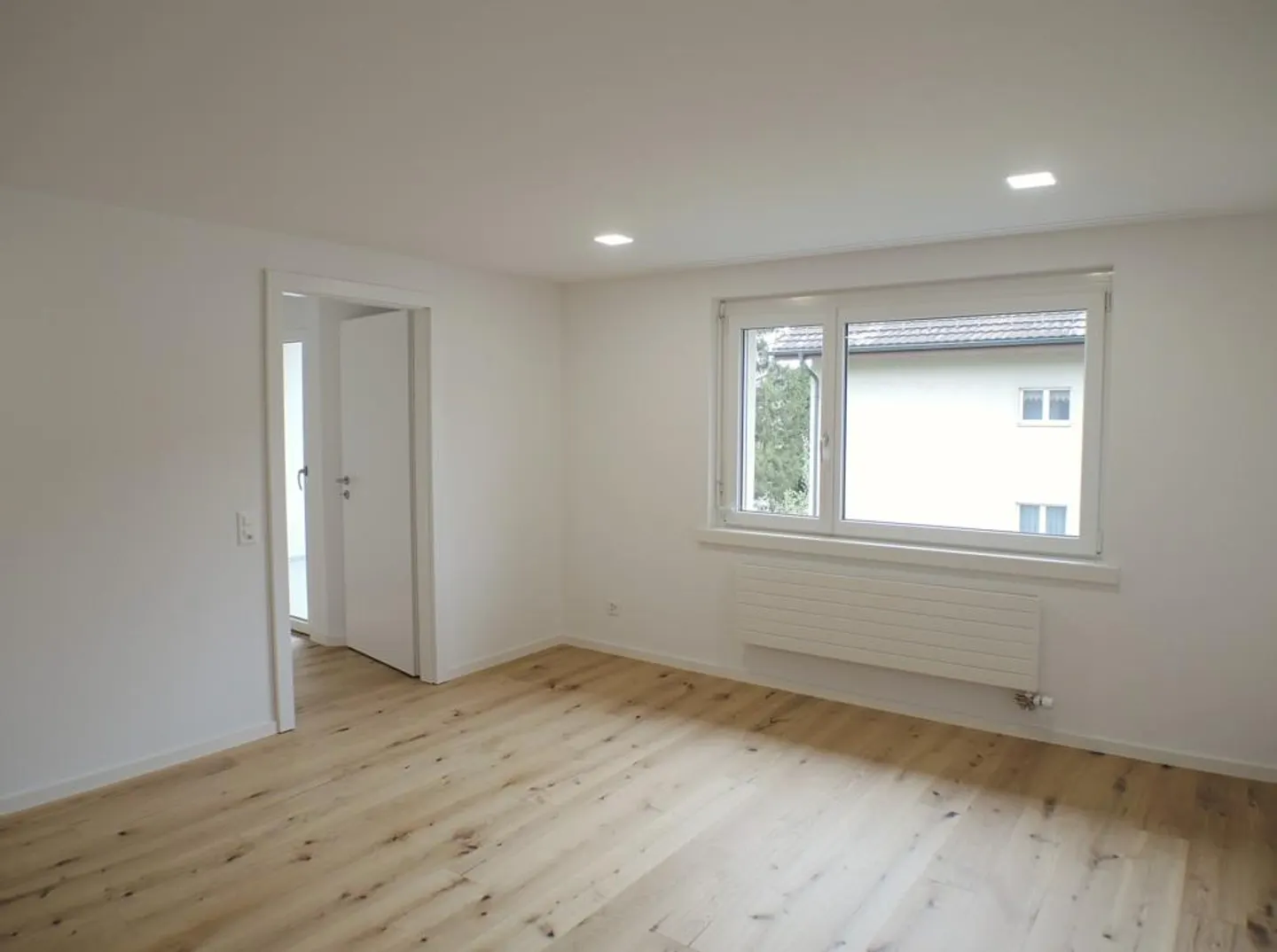 Moderne Wohnung im Zentrum von Au - Foto 3 von 8