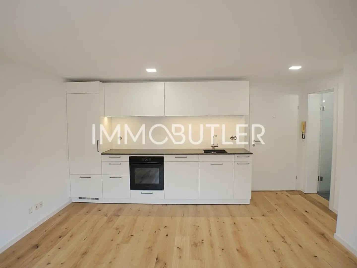 Moderne Wohnung im Zentrum von Au - Foto 1 von 8